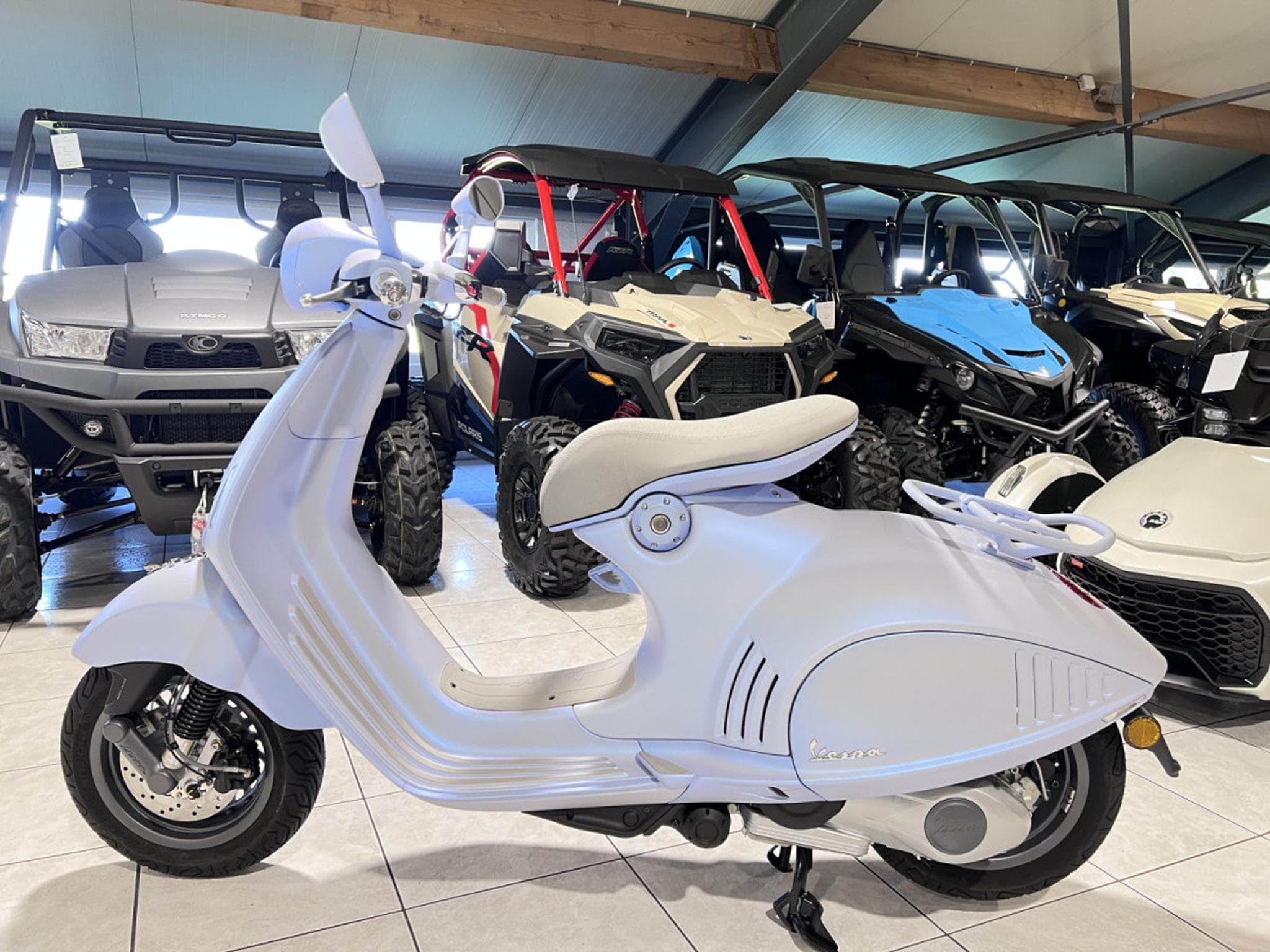 Vespa 946 Snake (2026) - Foto 4