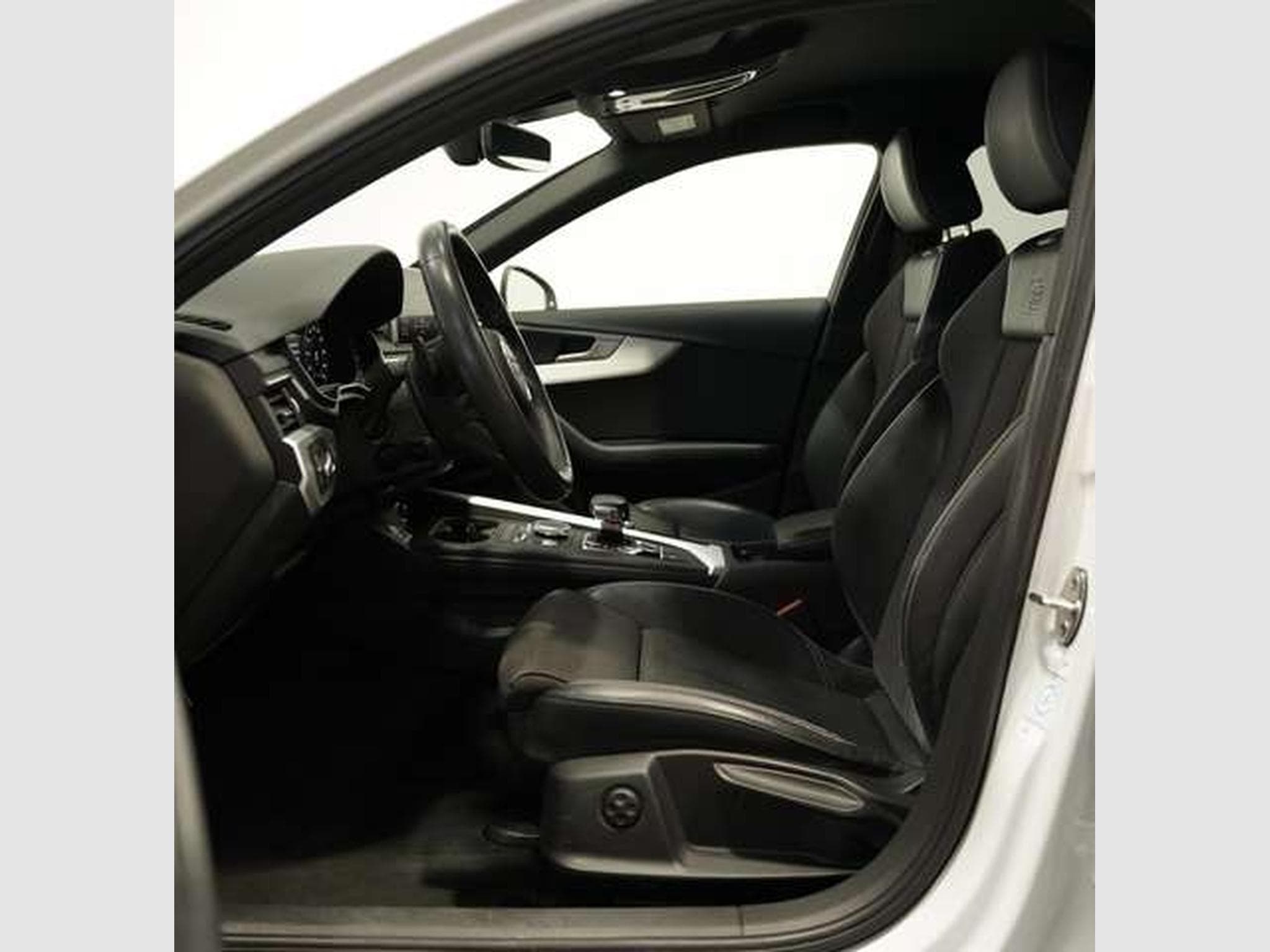 Audi A4 q. S line S-Tr *2.Hand *18 *Virtual*SHZ*MMI (2018) - Photo 15