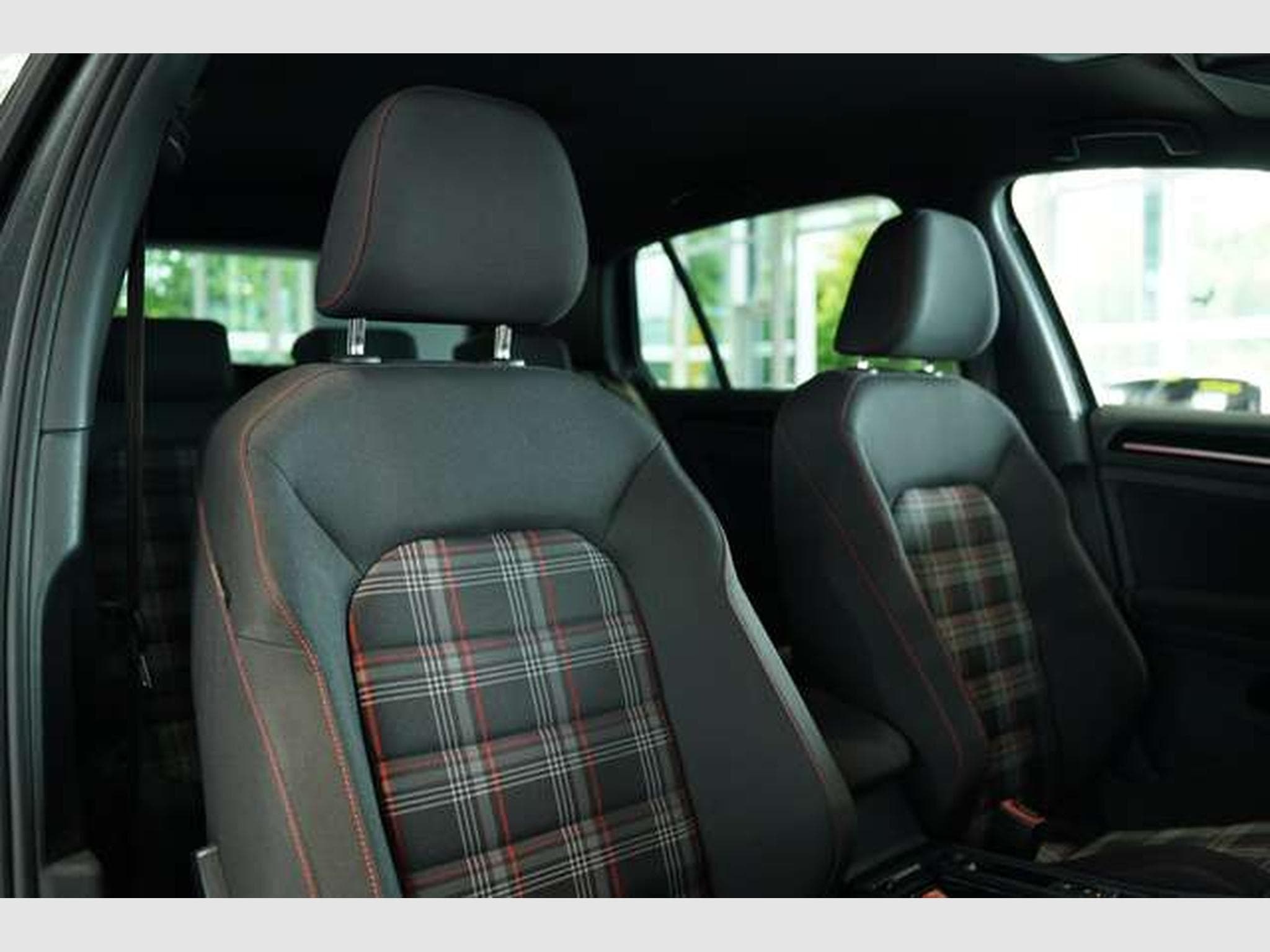 VW Golf GTI Performance BMT *Dynaudio *ACC *Navi (2015) - Photo 19