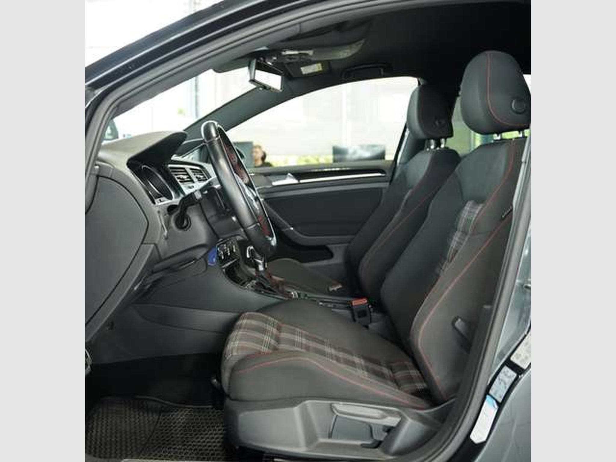 VW Golf GTI Performance BMT *Dynaudio *ACC *Navi (2015) - Photo 24