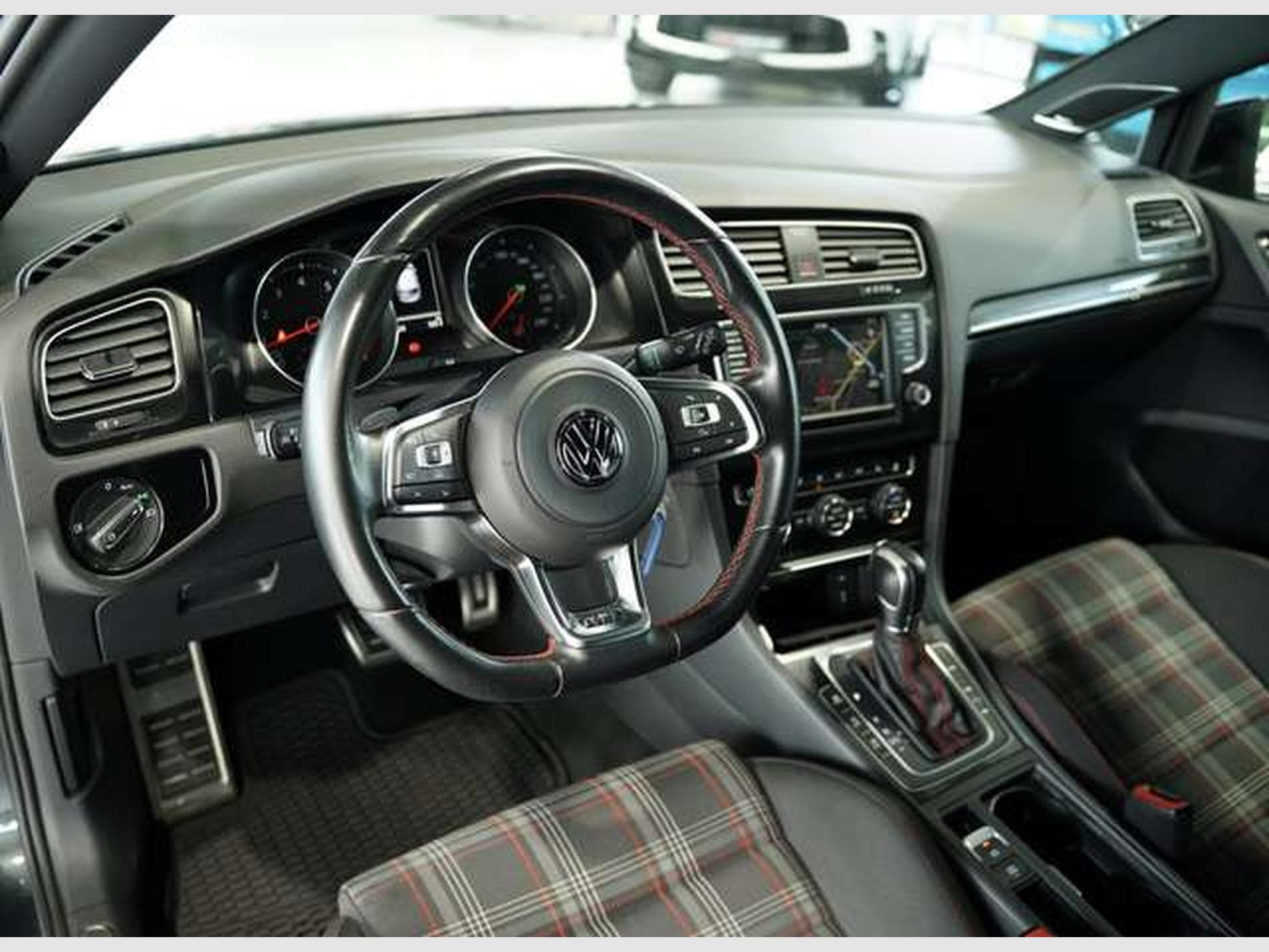 VW Golf GTI Performance BMT *Dynaudio *ACC *Navi (2015) - Photo 28