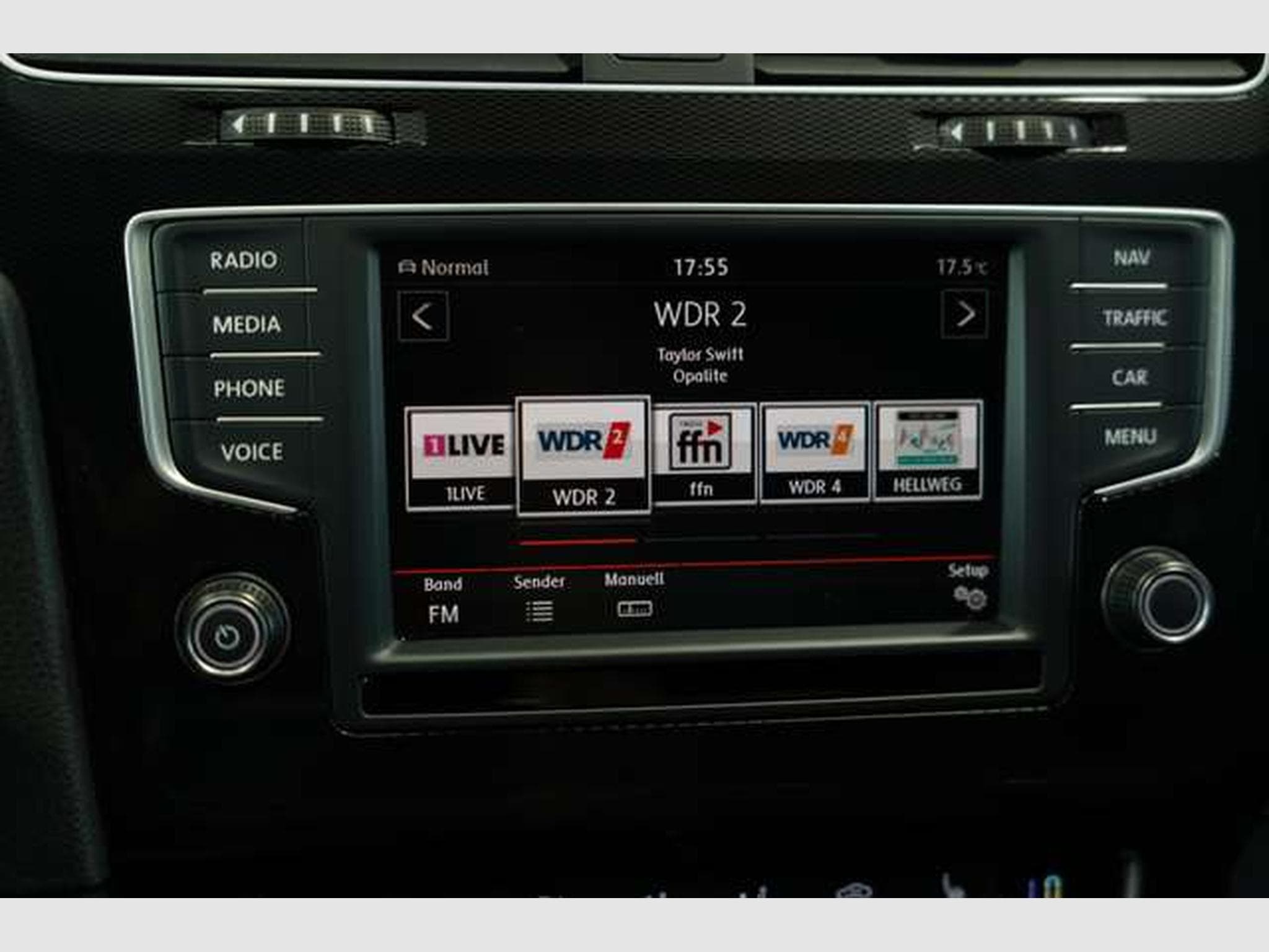 VW Golf GTI Performance BMT *Dynaudio *ACC *Navi (2015) - Photo 35