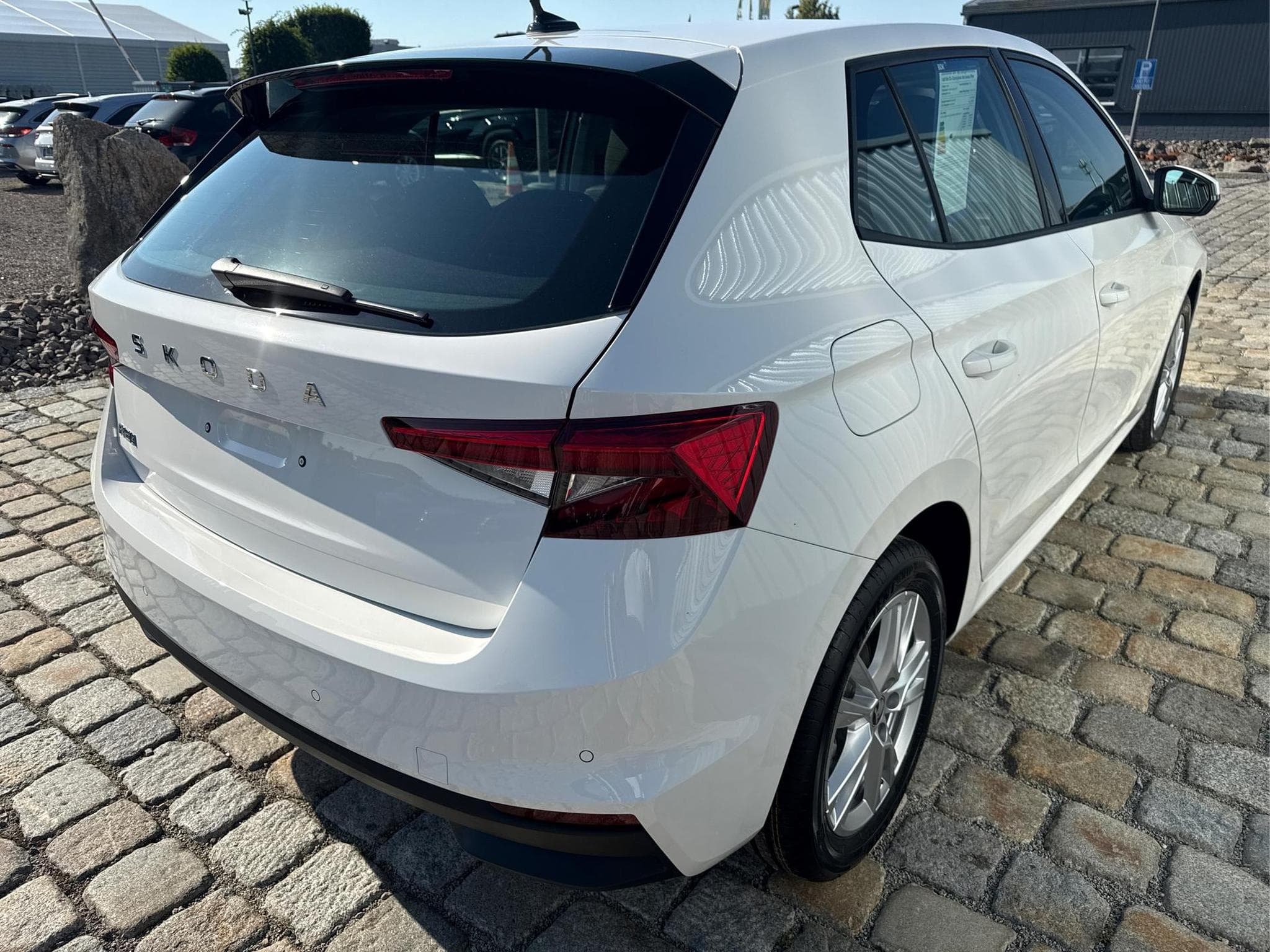 Skoda Fabia EXTRA PLUS 1.5 (2026) - Photo 2