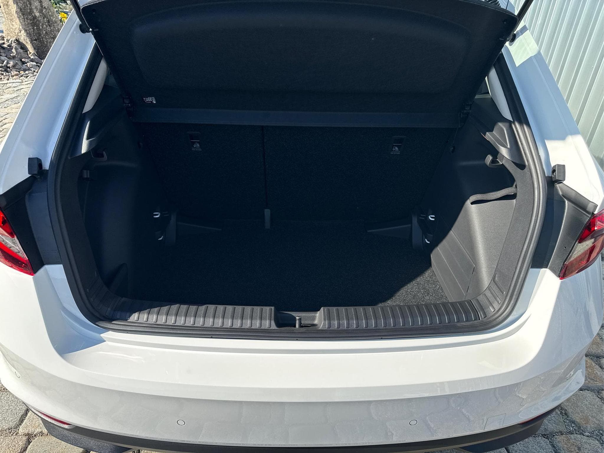 Skoda Fabia EXTRA PLUS 1.5 (2026) - Photo 9