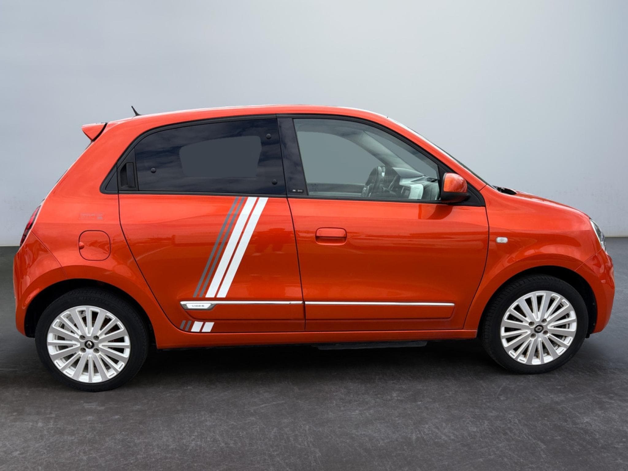 Renault Twingo E-Tech 24kwh R80 VIBES B-buy (2021) - Foto 3