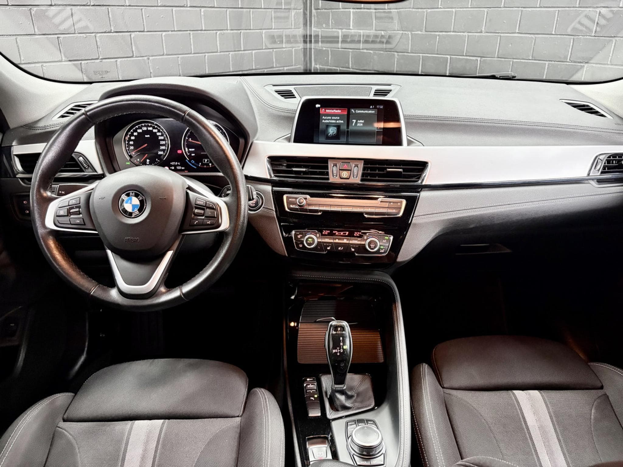 BMW X2 18i sDrive *CAMERA* *PDC* SIEGES CHAUFF.* (2019) - Foto 10
