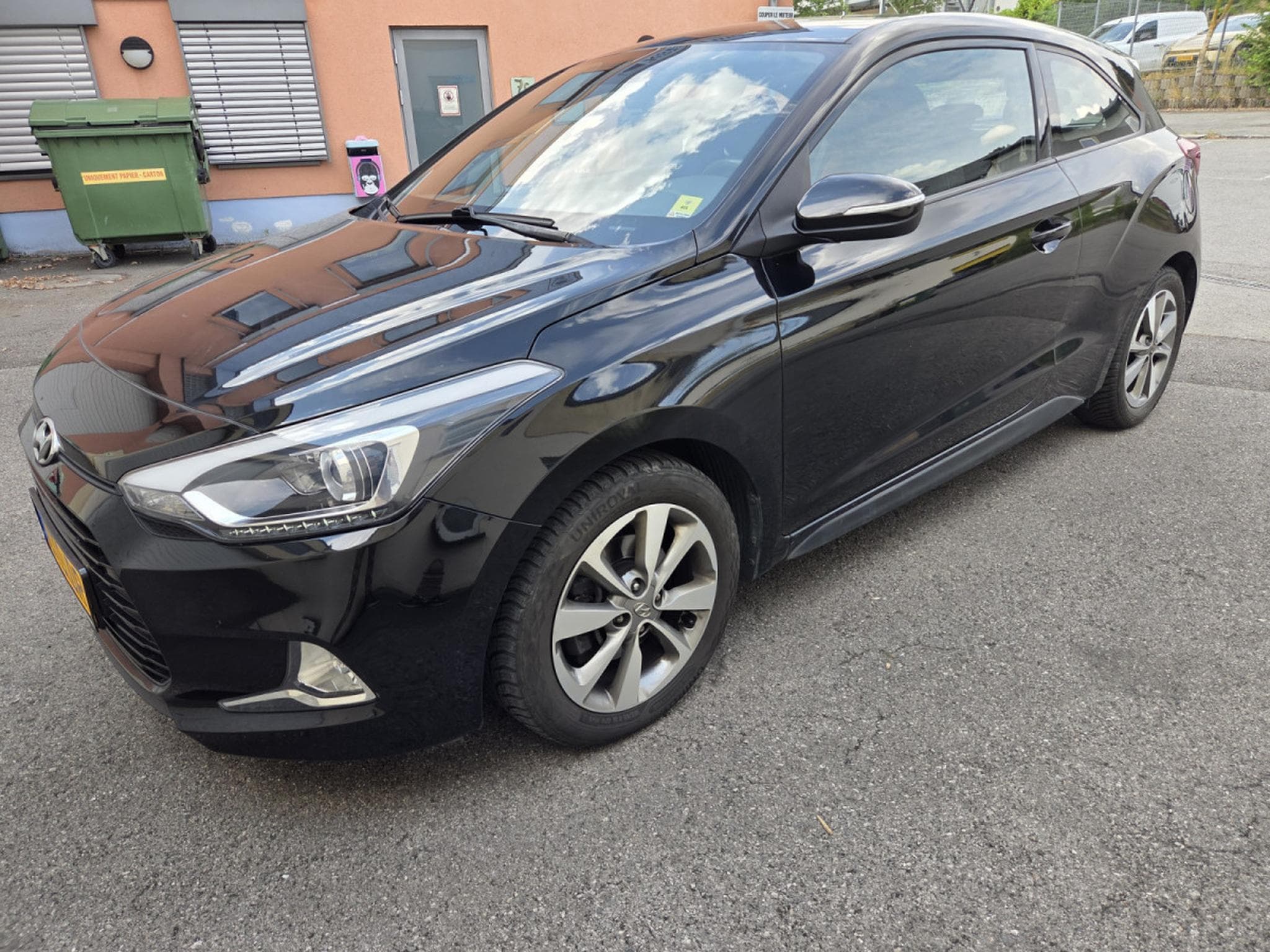 Hyundai i20 Coupé Sport 120 CV Garantie 12 Mois (2017) - Photo 2