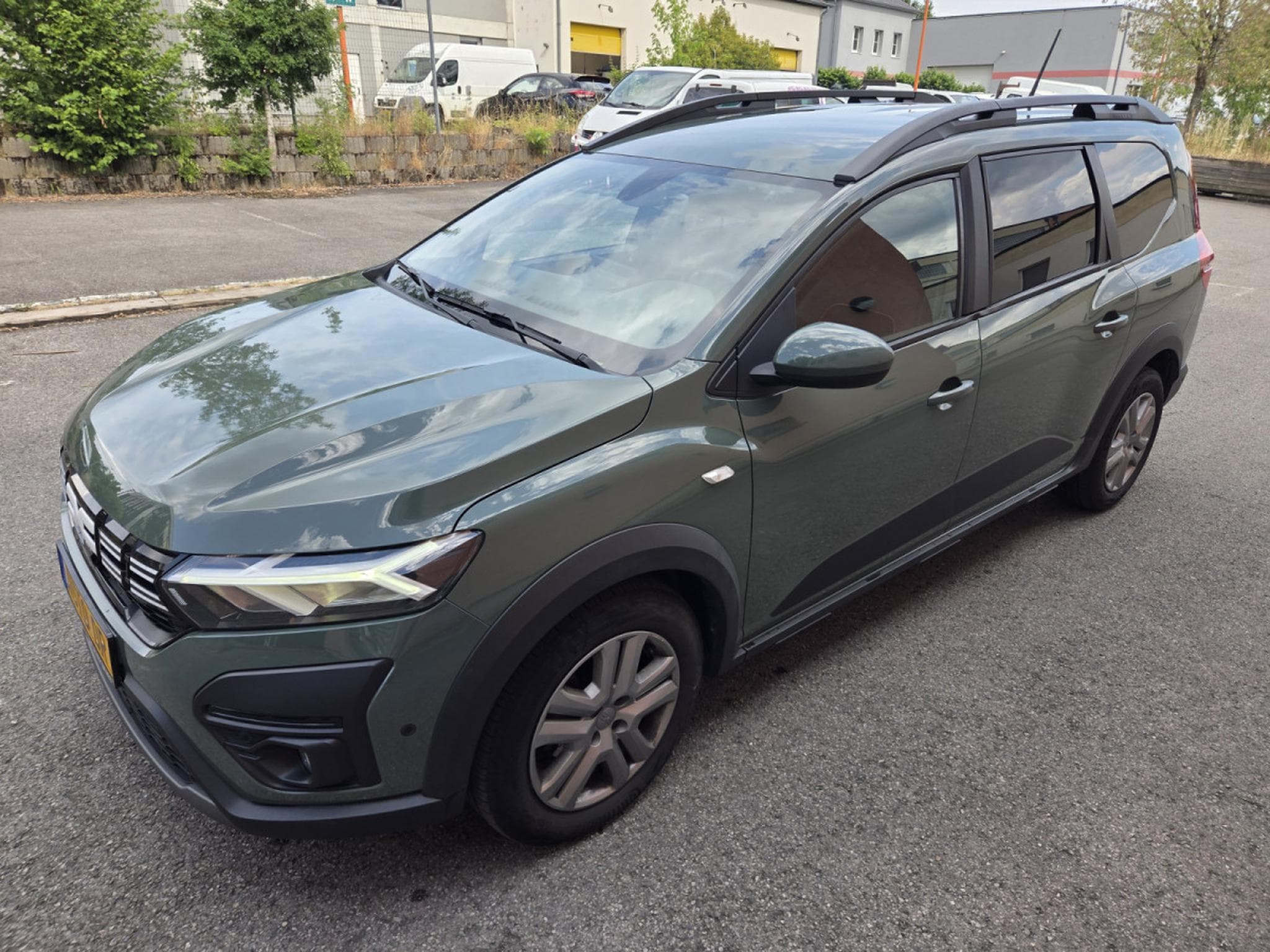 Dacia Jogger 110 CV 7 Places AM2023 Garantie 12 Mois (2023) - Photo 3
