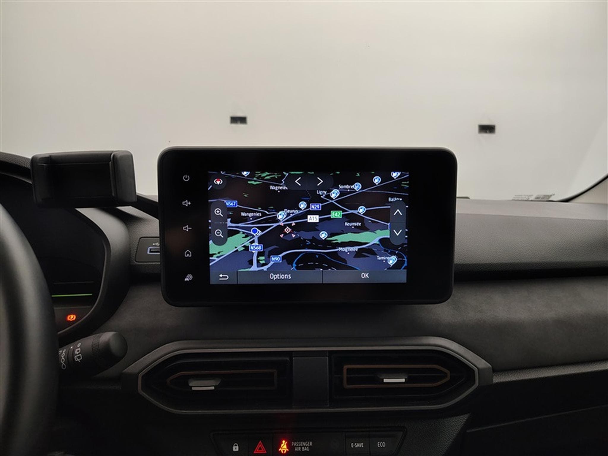 Dacia Jogger Hybrid 1.6 Extreme 7PL / NAVI / CARPLAY / CAMERA (2025) - Photo 11