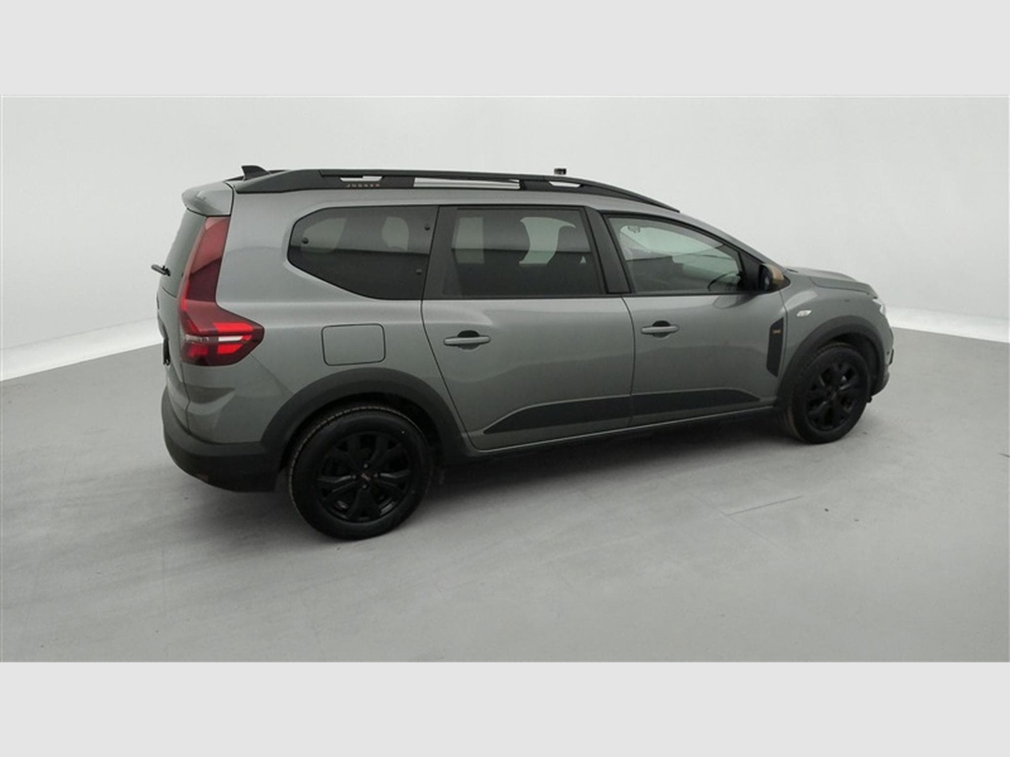 Dacia Jogger Hybrid 1.6 Extreme 7PL / NAVI / CARPLAY / CAMERA (2025) - Photo 24