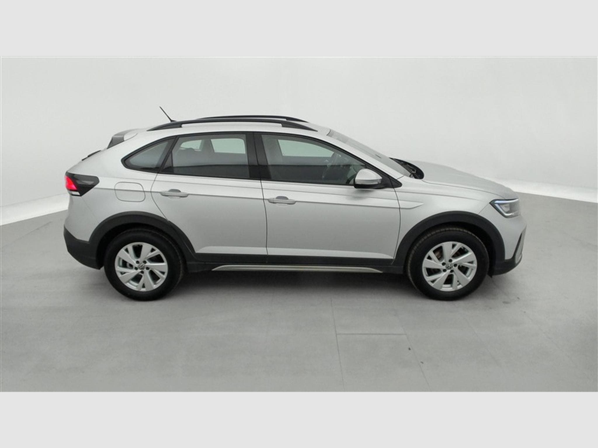 VW Taigo 1.0 TSI 110cv DSG Life CARPLAY / FULL LED / PDC AV+AR (2022) - Photo 25