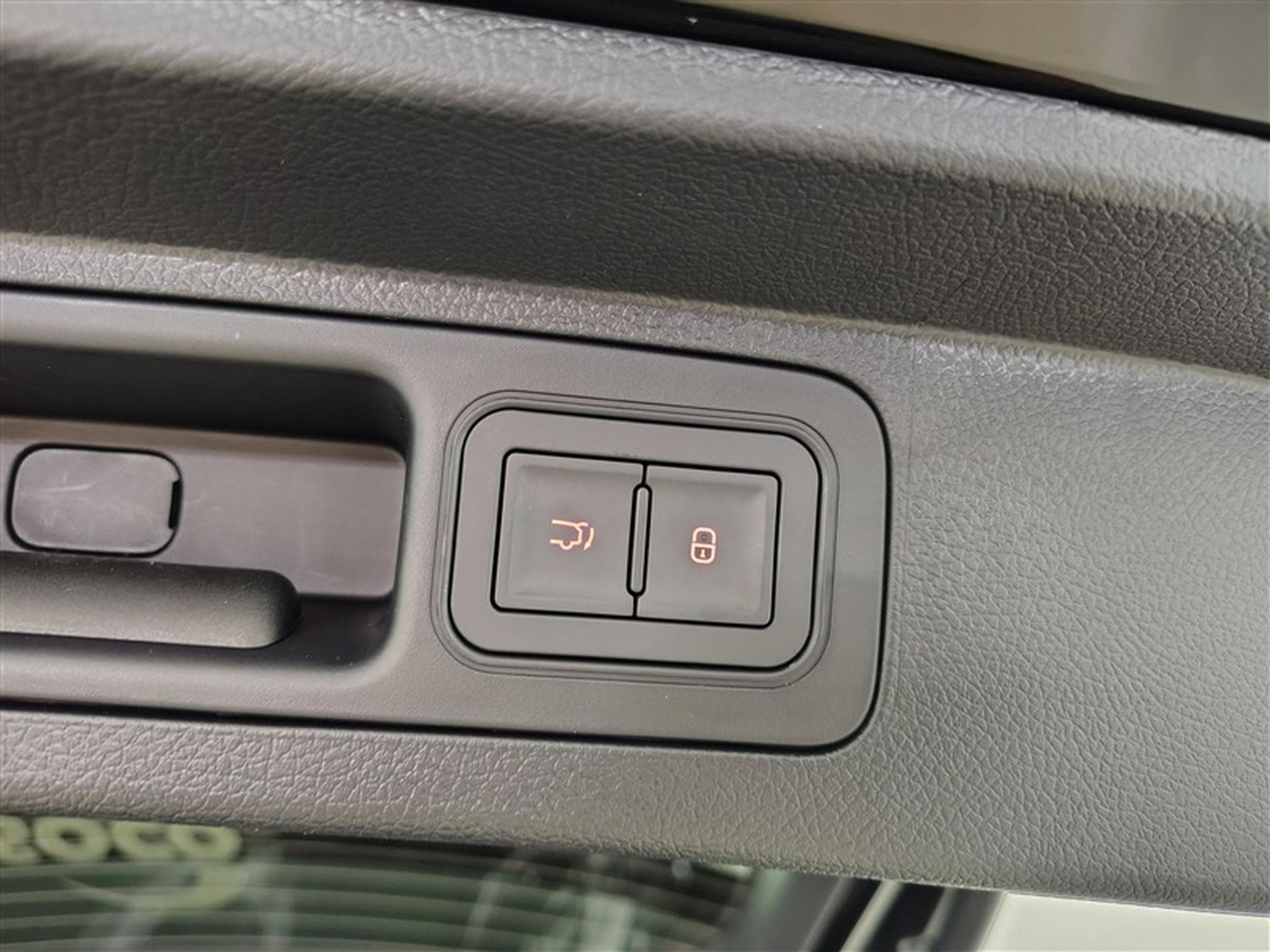 BYD Seal U 1.5 DM-I 218cv PHEV Boost NAVI / FULL LED / CUIR / PANO (2026) - Photo 21