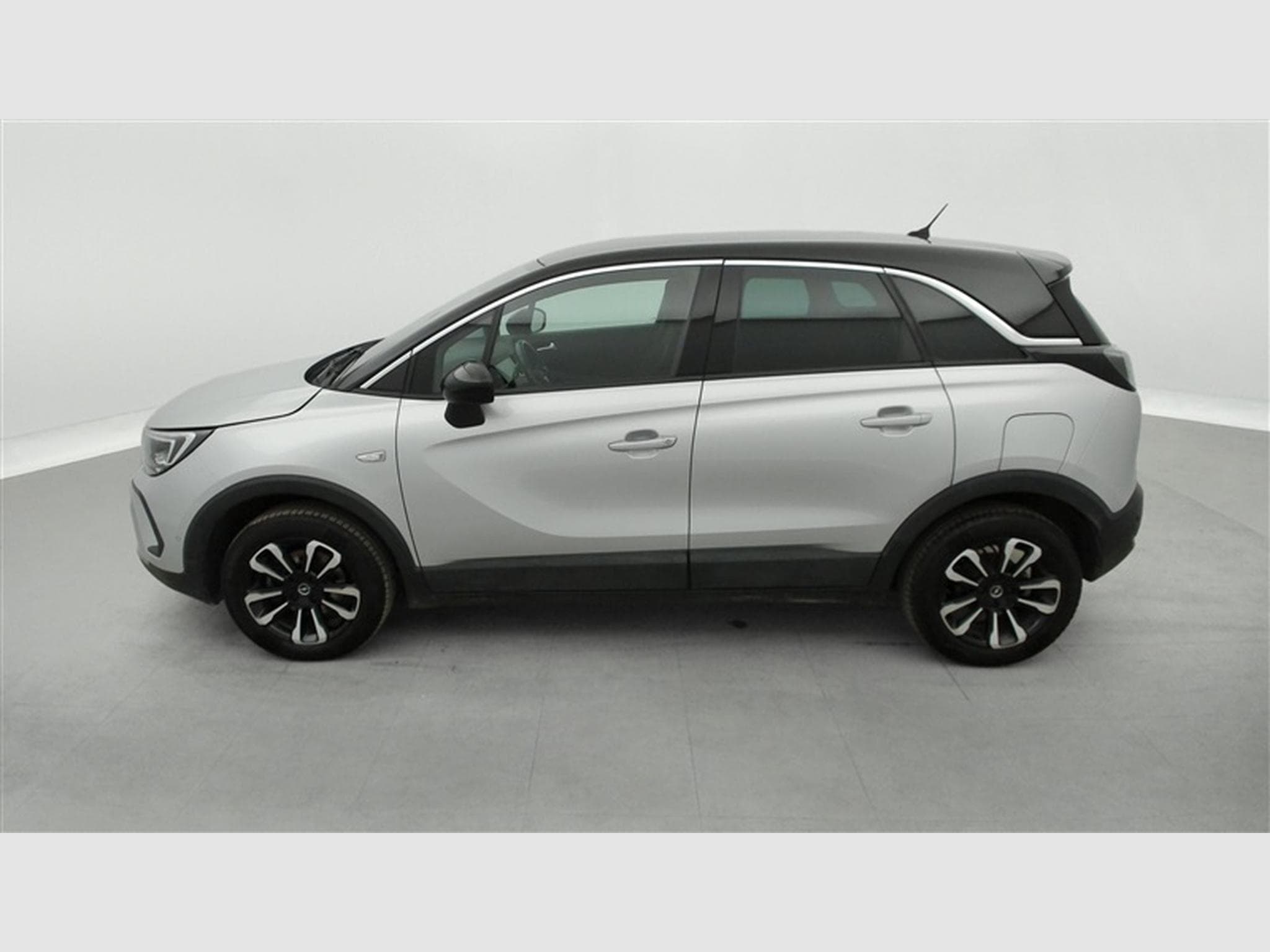 Opel Crossland 1.2 Turbo Ultimate NAVI / FULL LED / PDC AV-AR (2024) - Photo 3