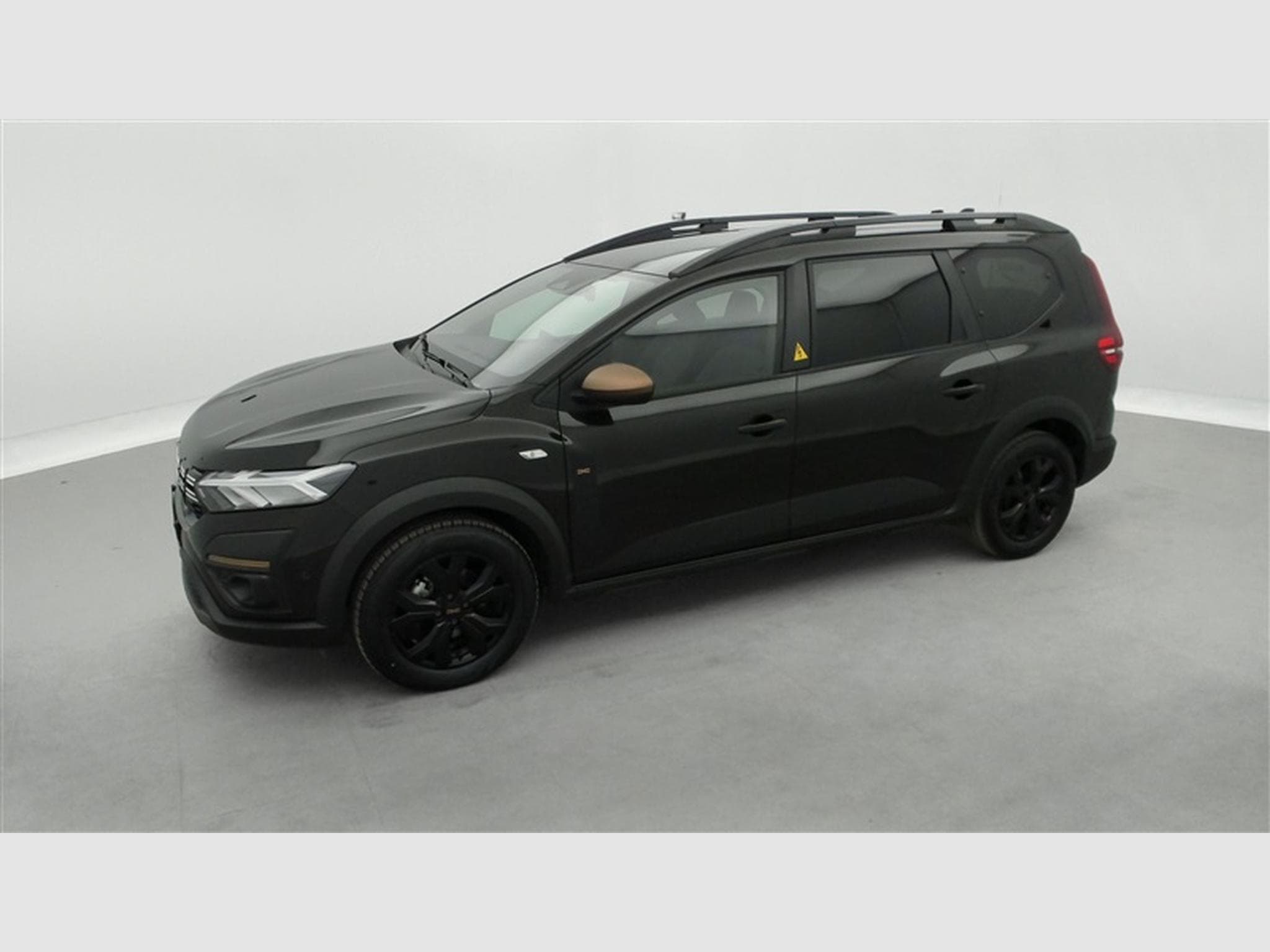 Dacia Jogger Hybrid 1.6 Extreme 7PL / NAVI / CARPLAY / CAMERA (2025) - Photo 21