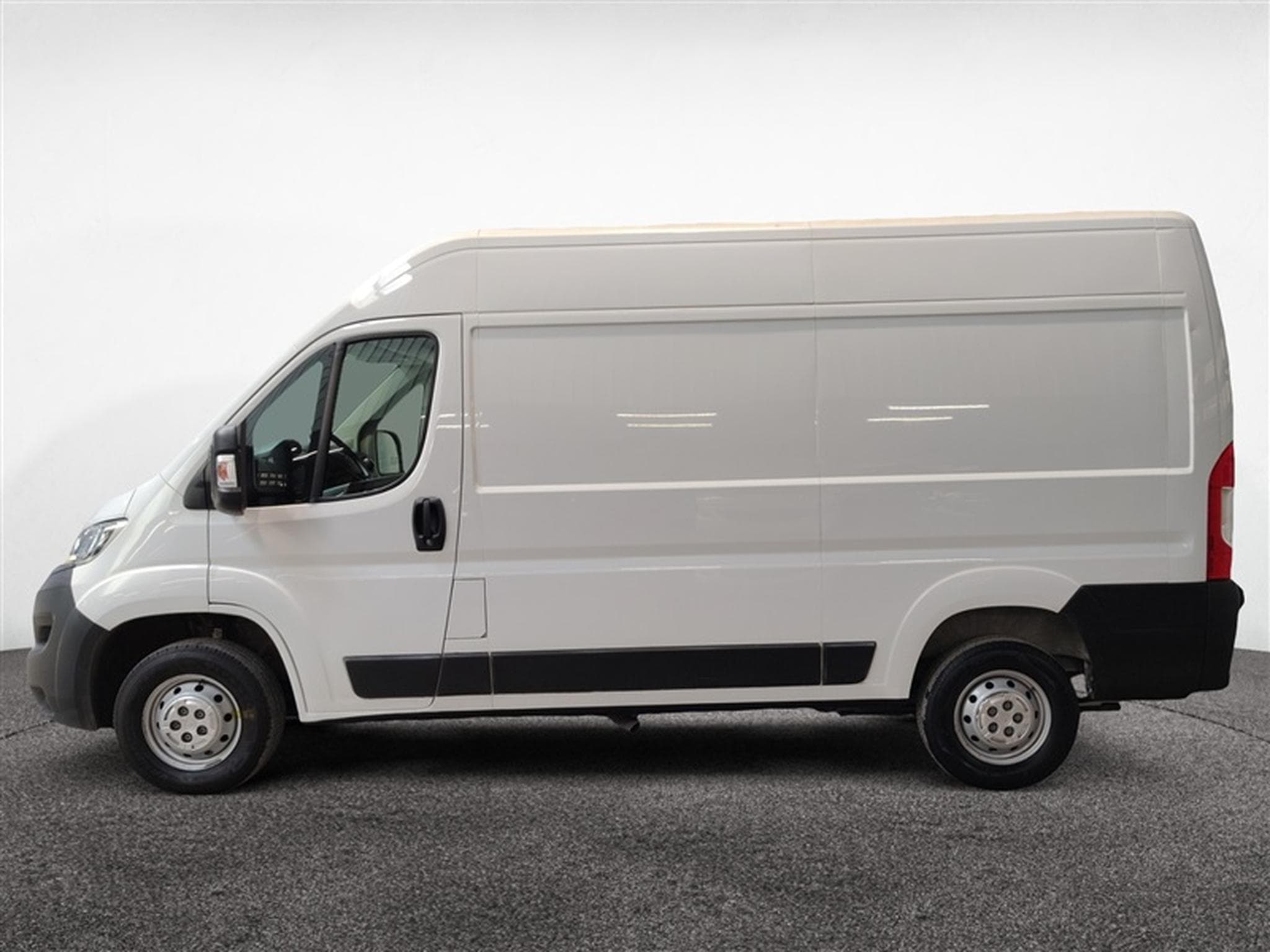 Opel Movano 2.2 Turbo D L2H2 3PL / CLIM / CAMERA / PDC (2022) - Foto 3