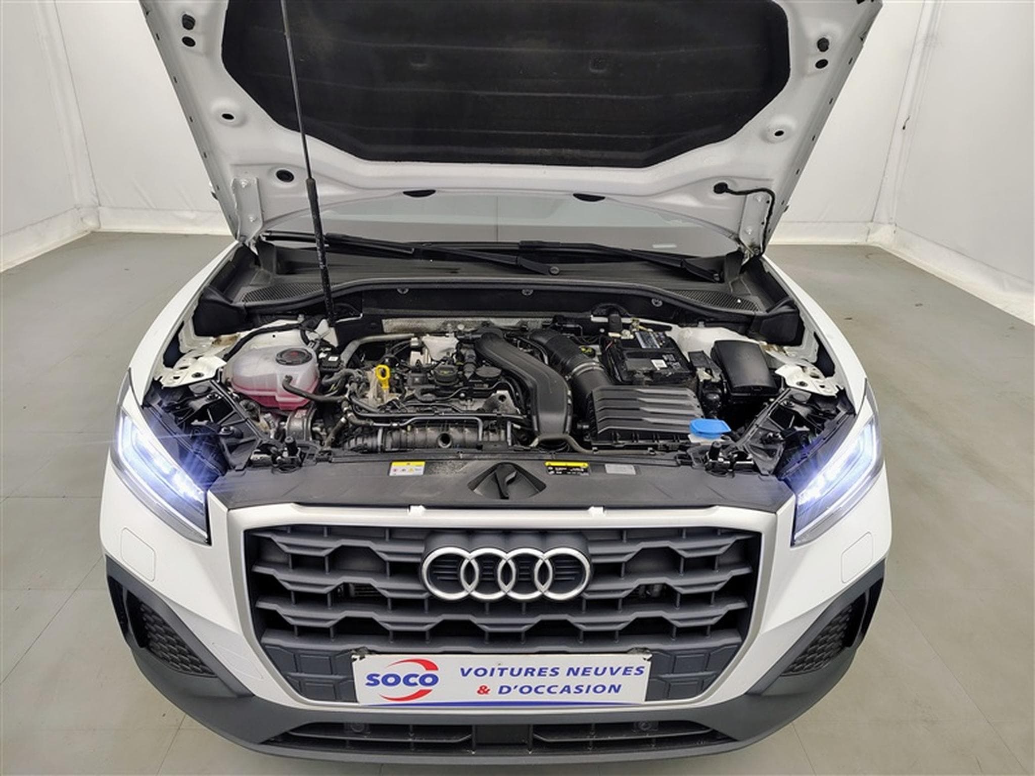 Audi Q2 35 TFSI S-Tronic Attraction NAVI / FULL LED / CAMERA / JA16" (2023) - Foto 19