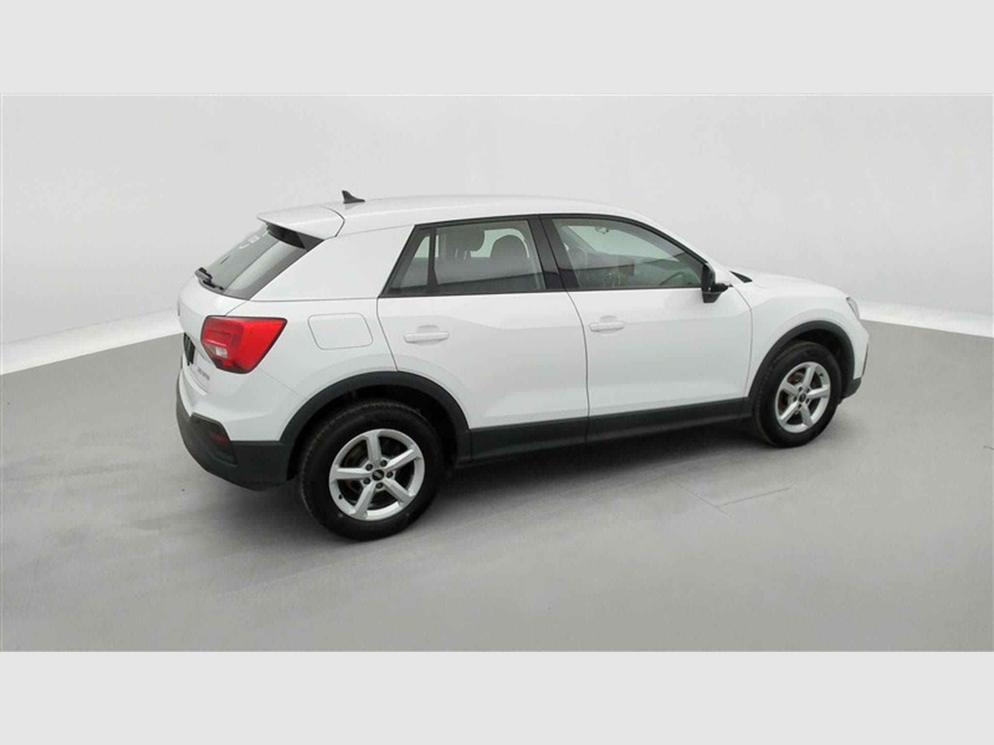 Audi Q2 35 TFSI S-Tronic Attraction NAVI / FULL LED / CAMERA / JA16" (2023) - Foto 25
