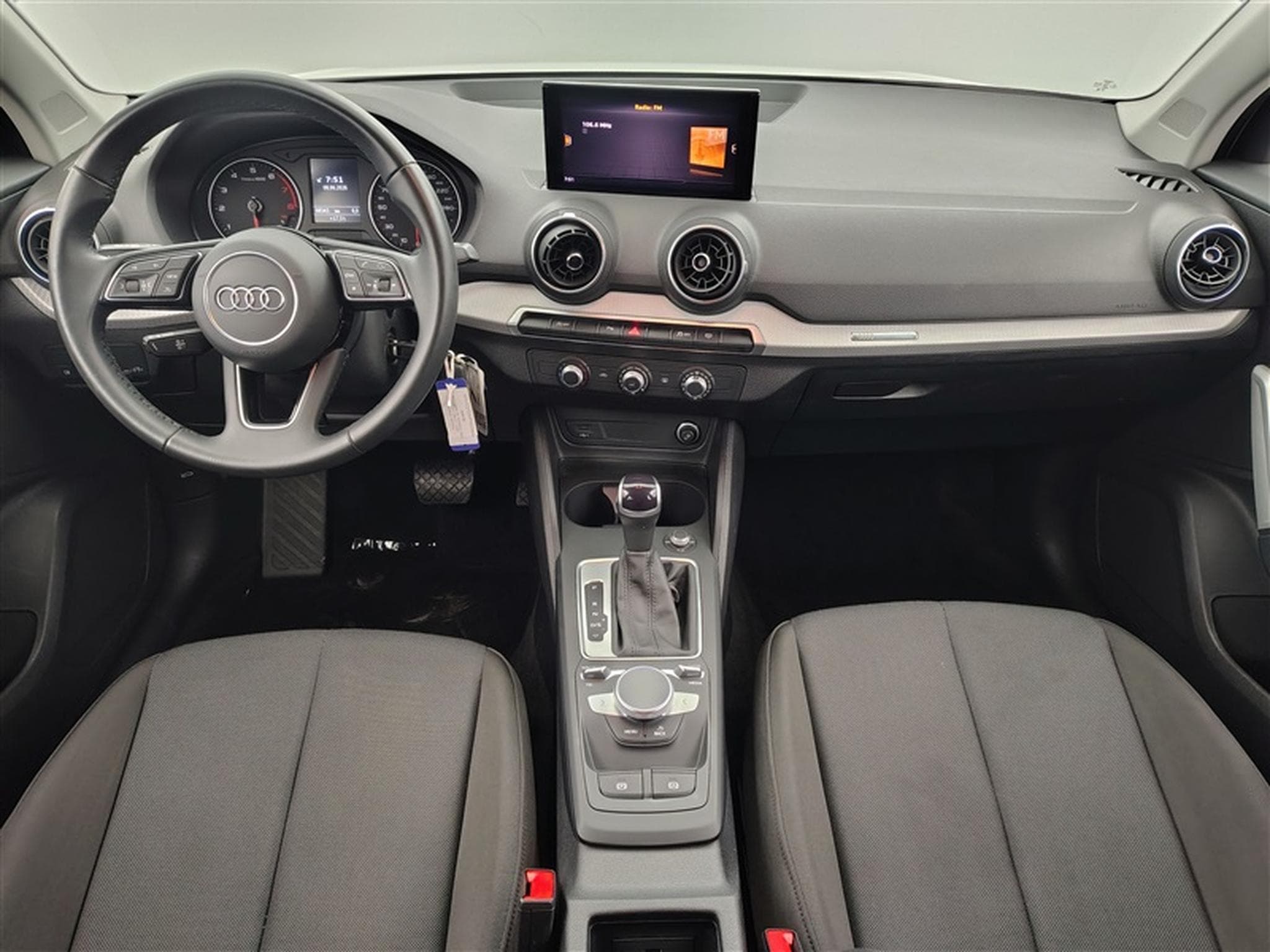 Audi Q2 35 TFSI S-Tronic Attraction NAVI / FULL LED / CAMERA / JA16" (2023) - Foto 8