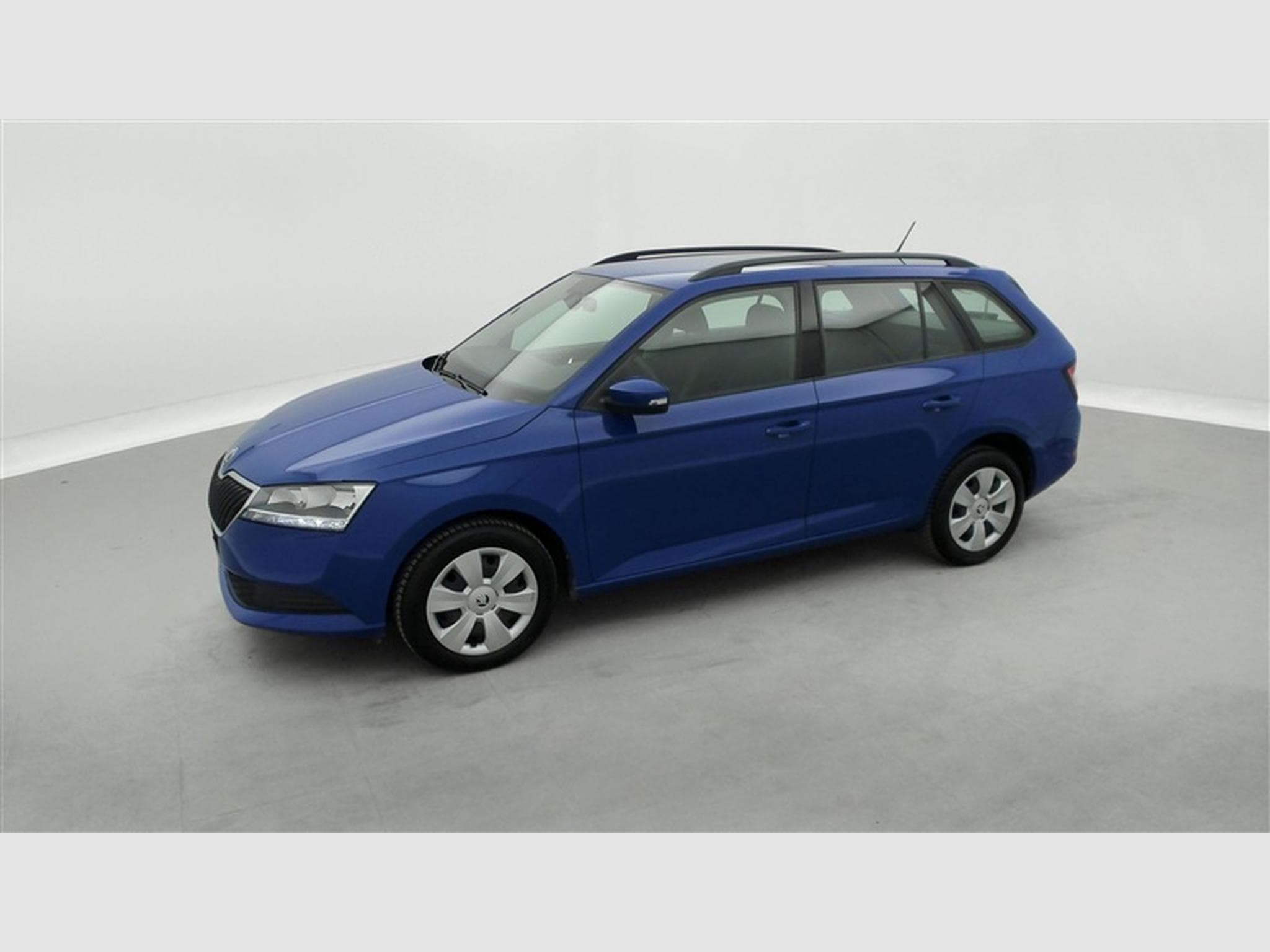 Skoda Fabia Combi 1.0 TSI 60Cv Ambition CLIM / BLUETOOTH / PDC (2022) - Foto 20