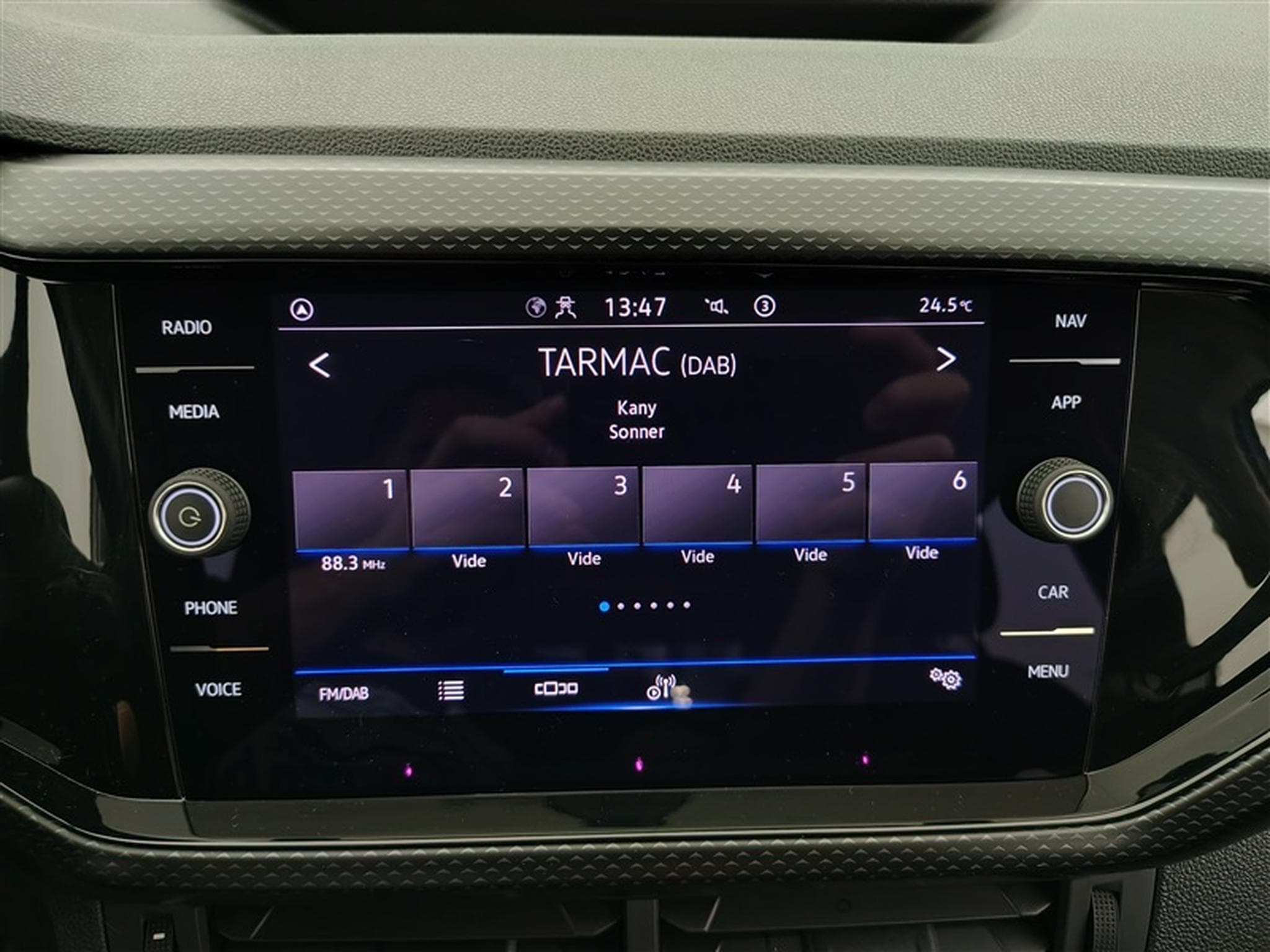VW T-Cross 1.0 TSI Life Business OPF (2022) - Foto 11