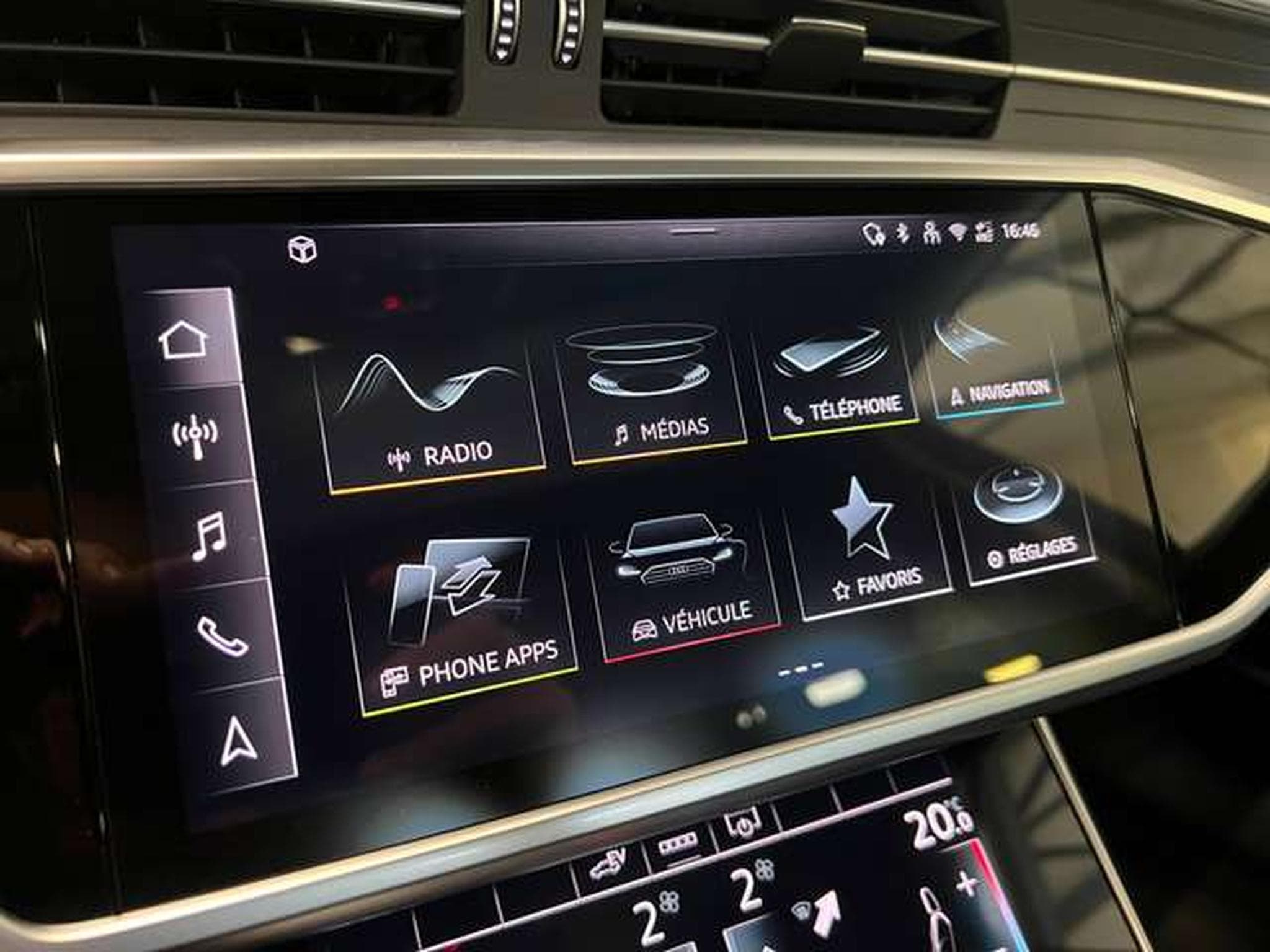 Audi A6 QUATTRO HYBRIDE ESSENCE S-Tronic (2024) - Foto 14