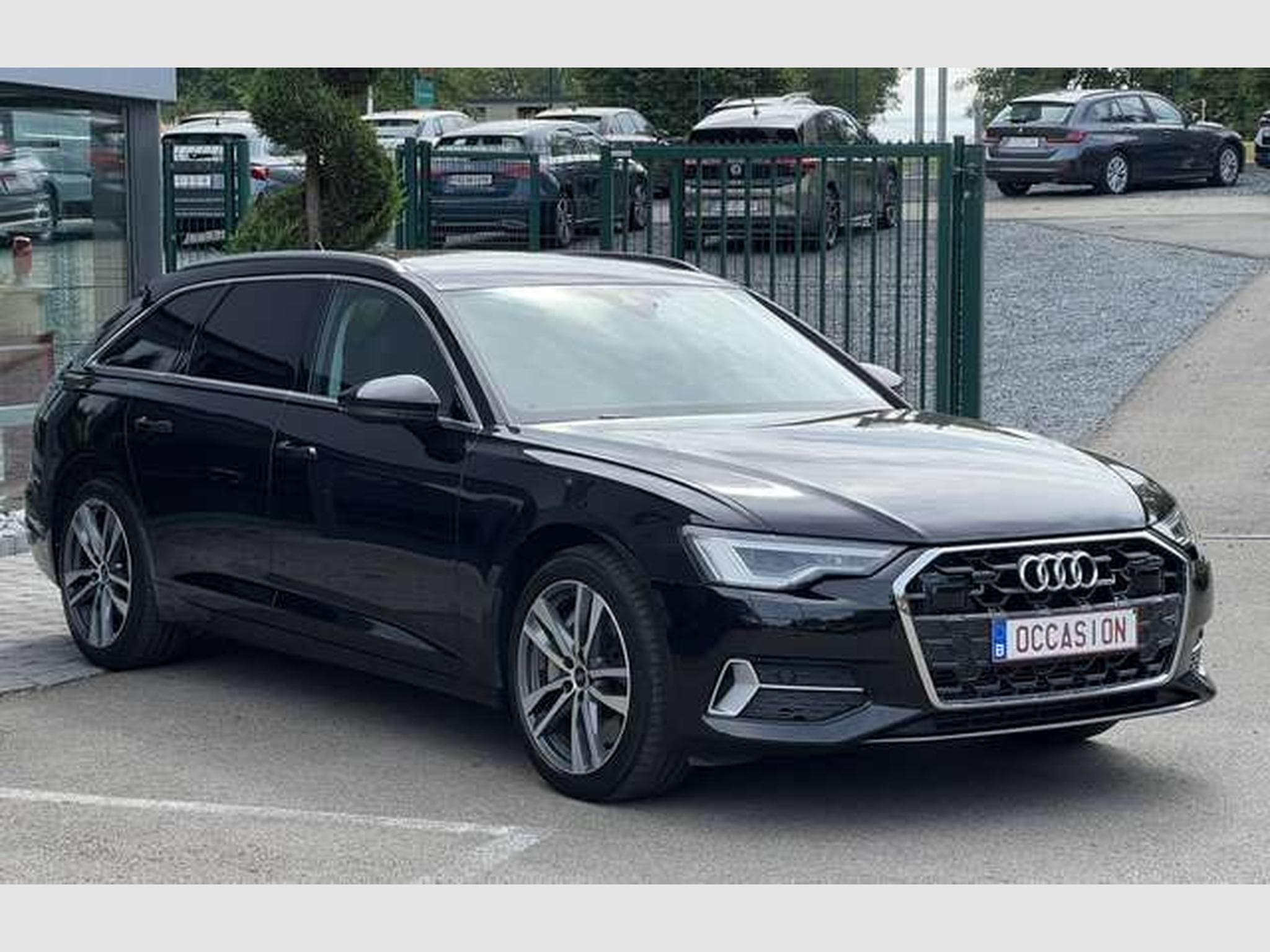 Audi A6 QUATTRO HYBRIDE ESSENCE S-Tronic (2024) - Foto 2