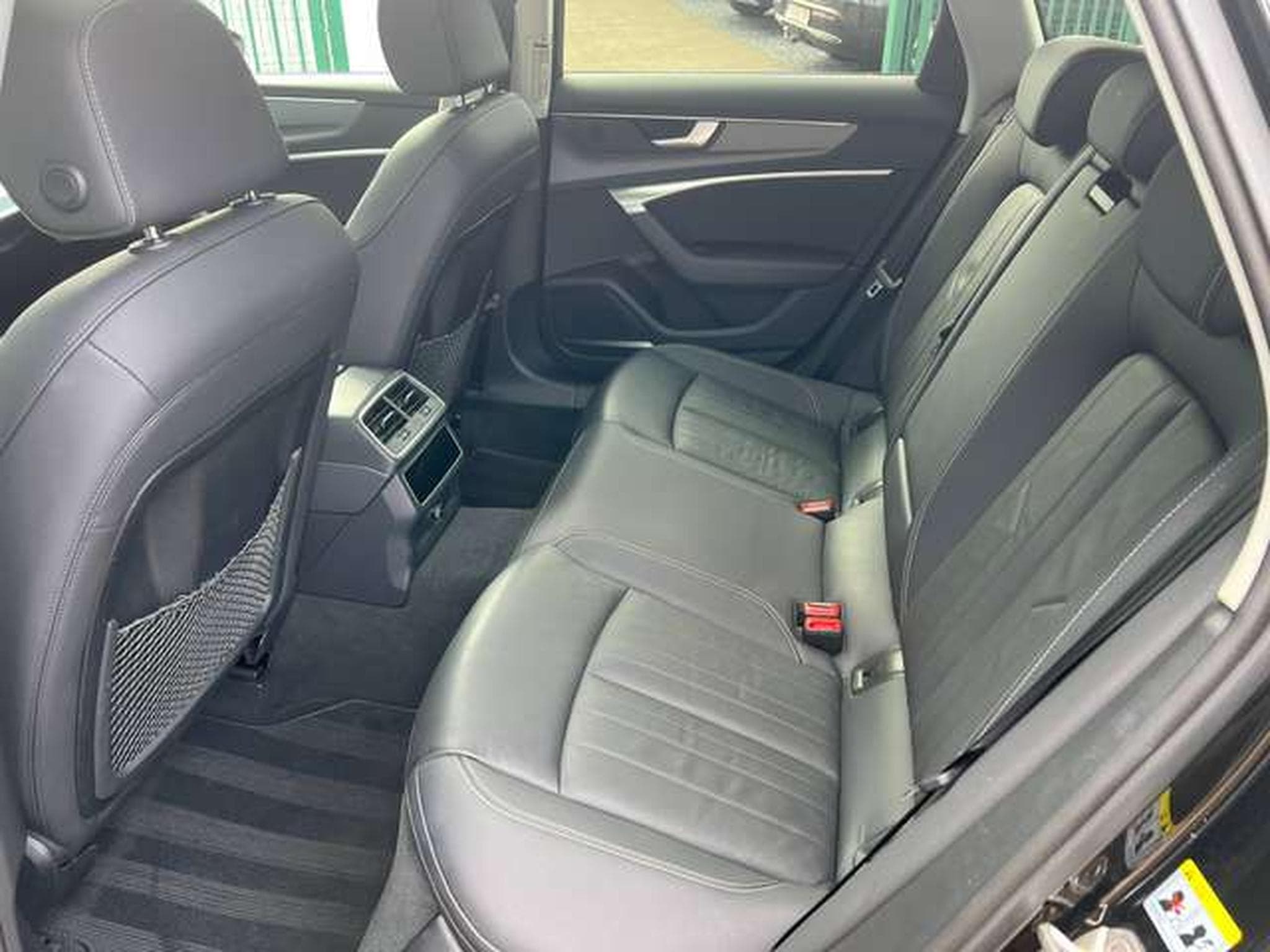 Audi A6 QUATTRO HYBRIDE ESSENCE S-Tronic (2024) - Foto 23