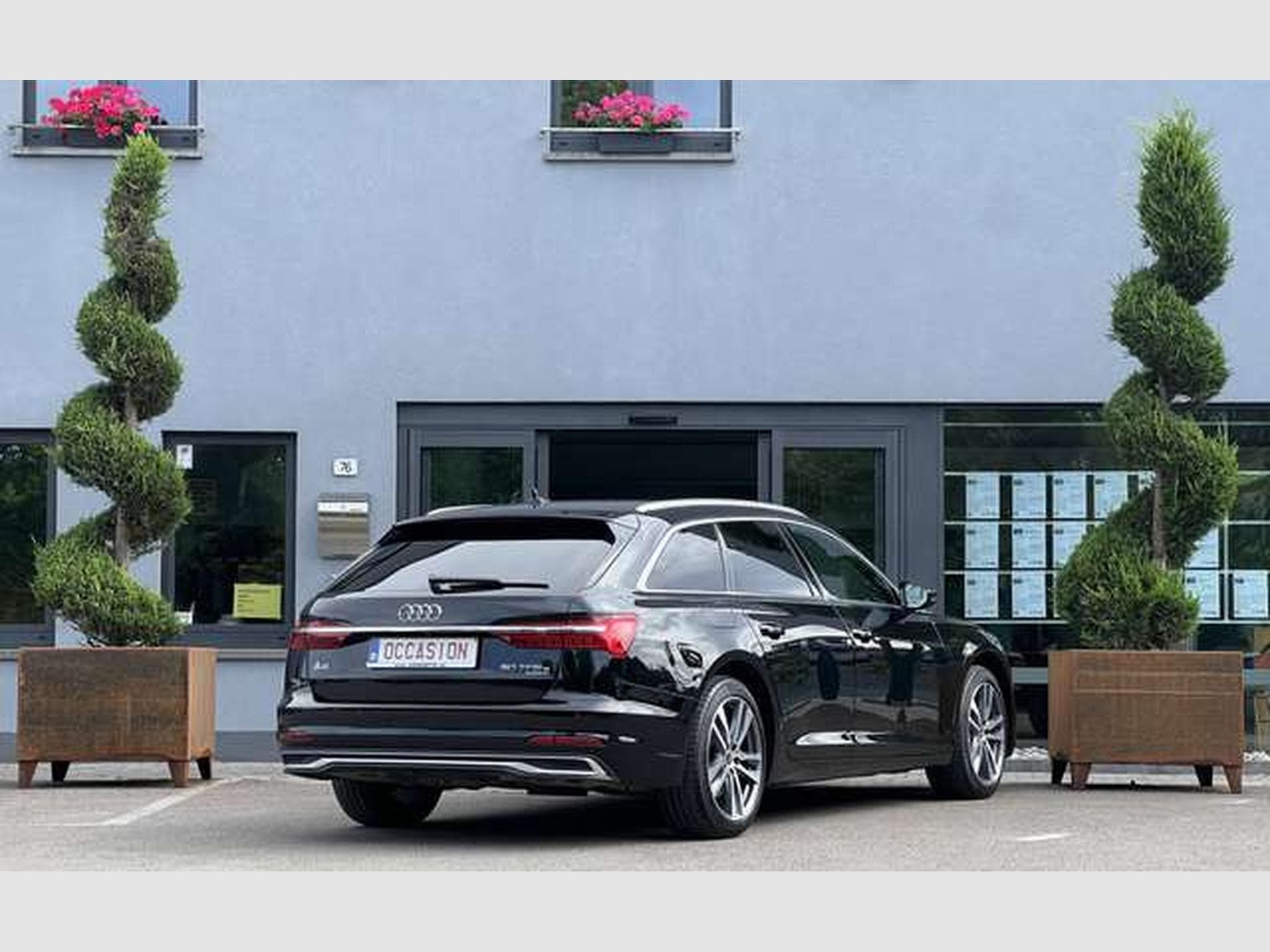 Audi A6 QUATTRO HYBRIDE ESSENCE S-Tronic (2024) - Foto 4