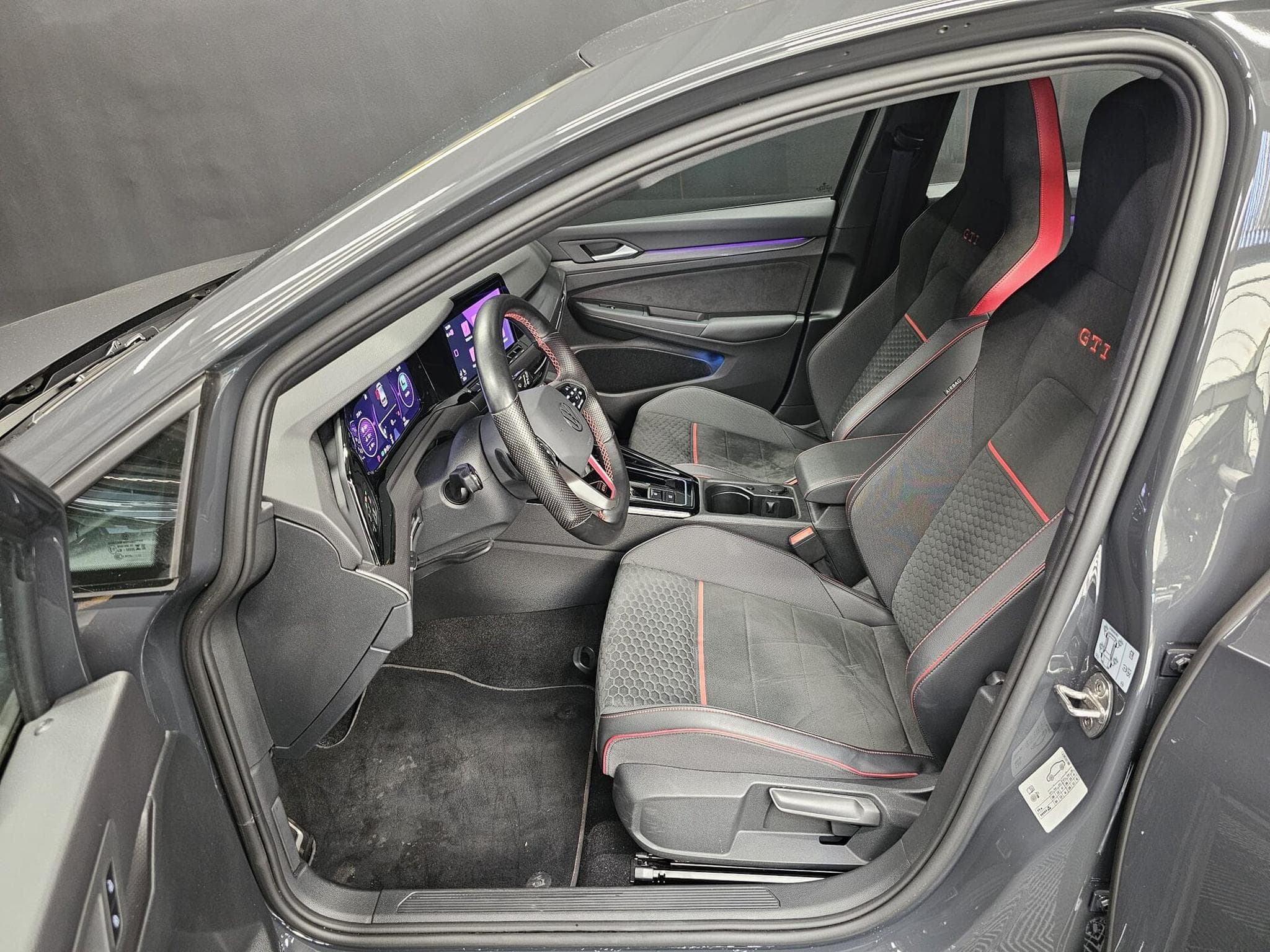 VW Golf GTI clubsport 300cv DSG7 (2023) - Foto 14