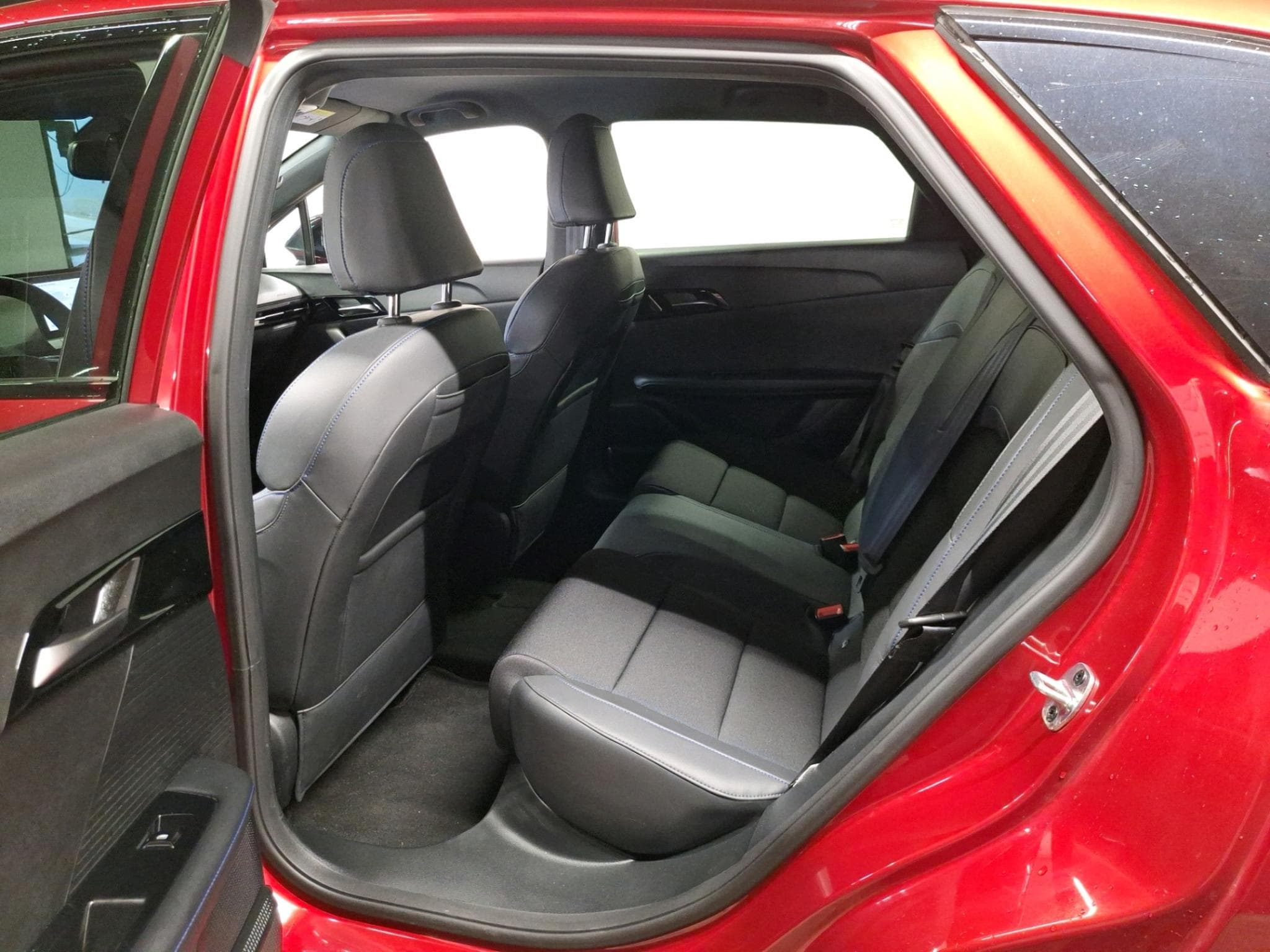 Mg MG4 Trophy Ext Range (2024) - Foto 3