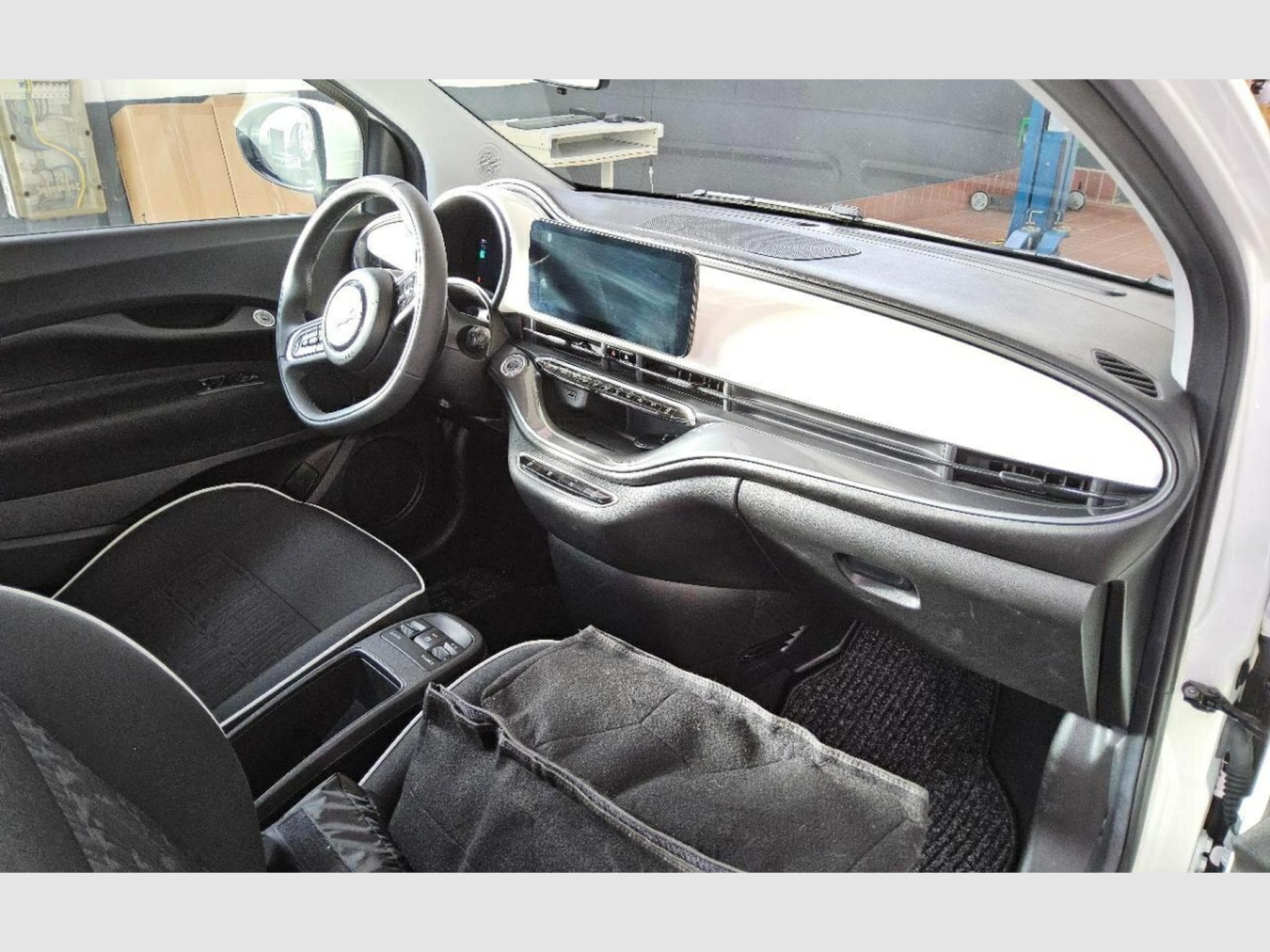 Fiat 500 42 kWh (2023) - Photo 3