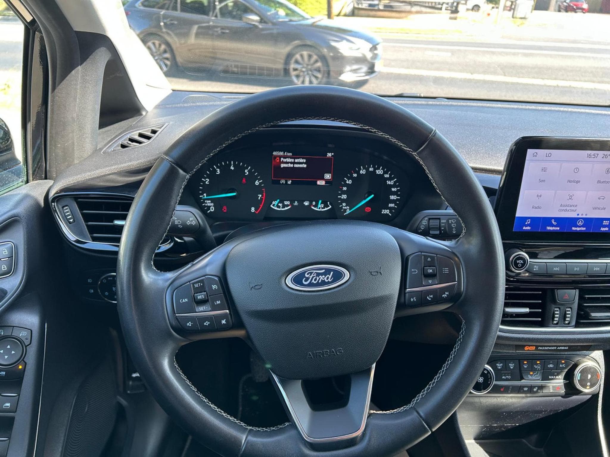 Ford Fiesta TITANIUM X 1.0i ECOBOOST (2024) - Foto 6