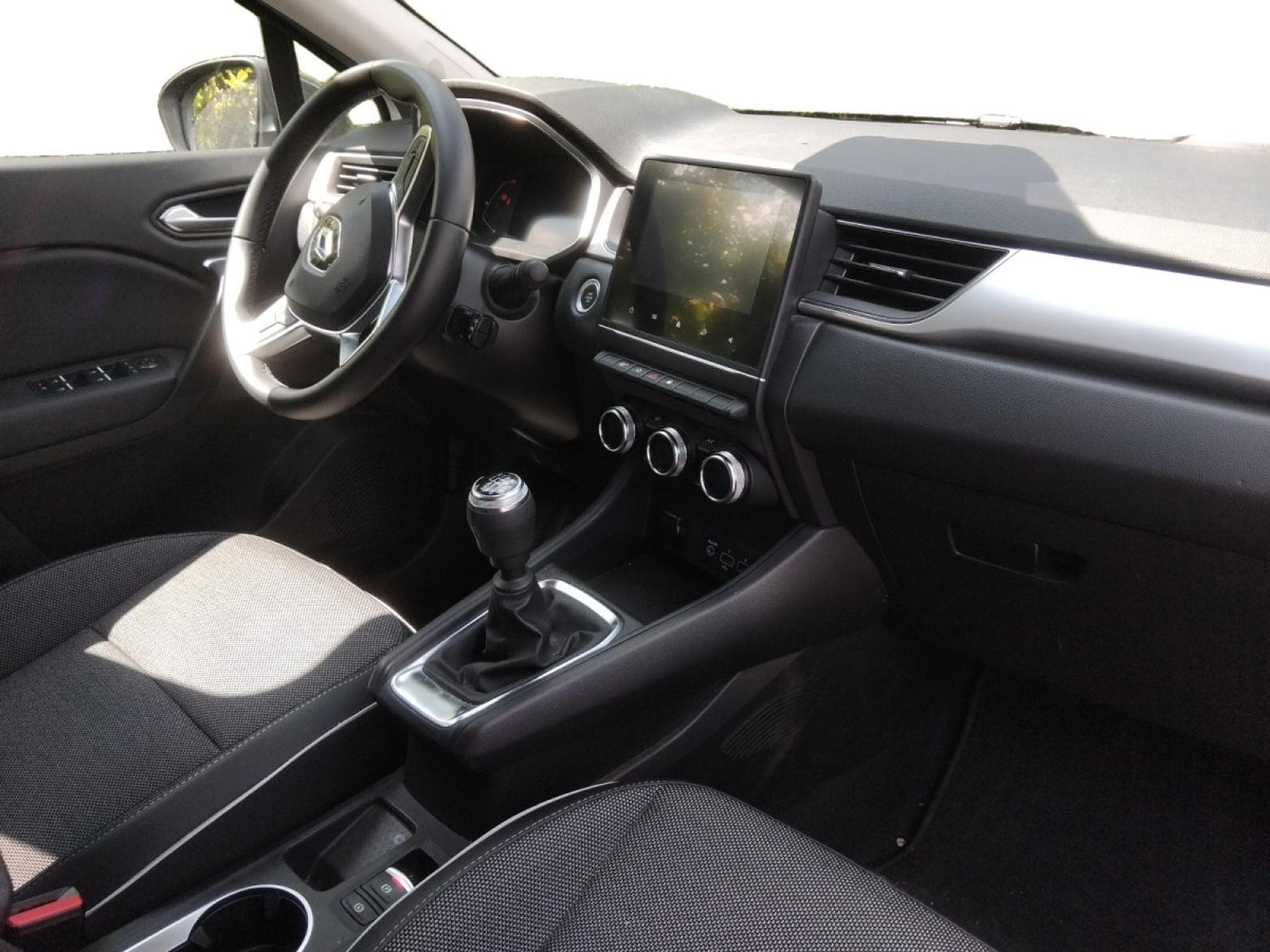 Renault Captur 1.0 TCe Intens GPF (EU6D) (2022) - Photo 6