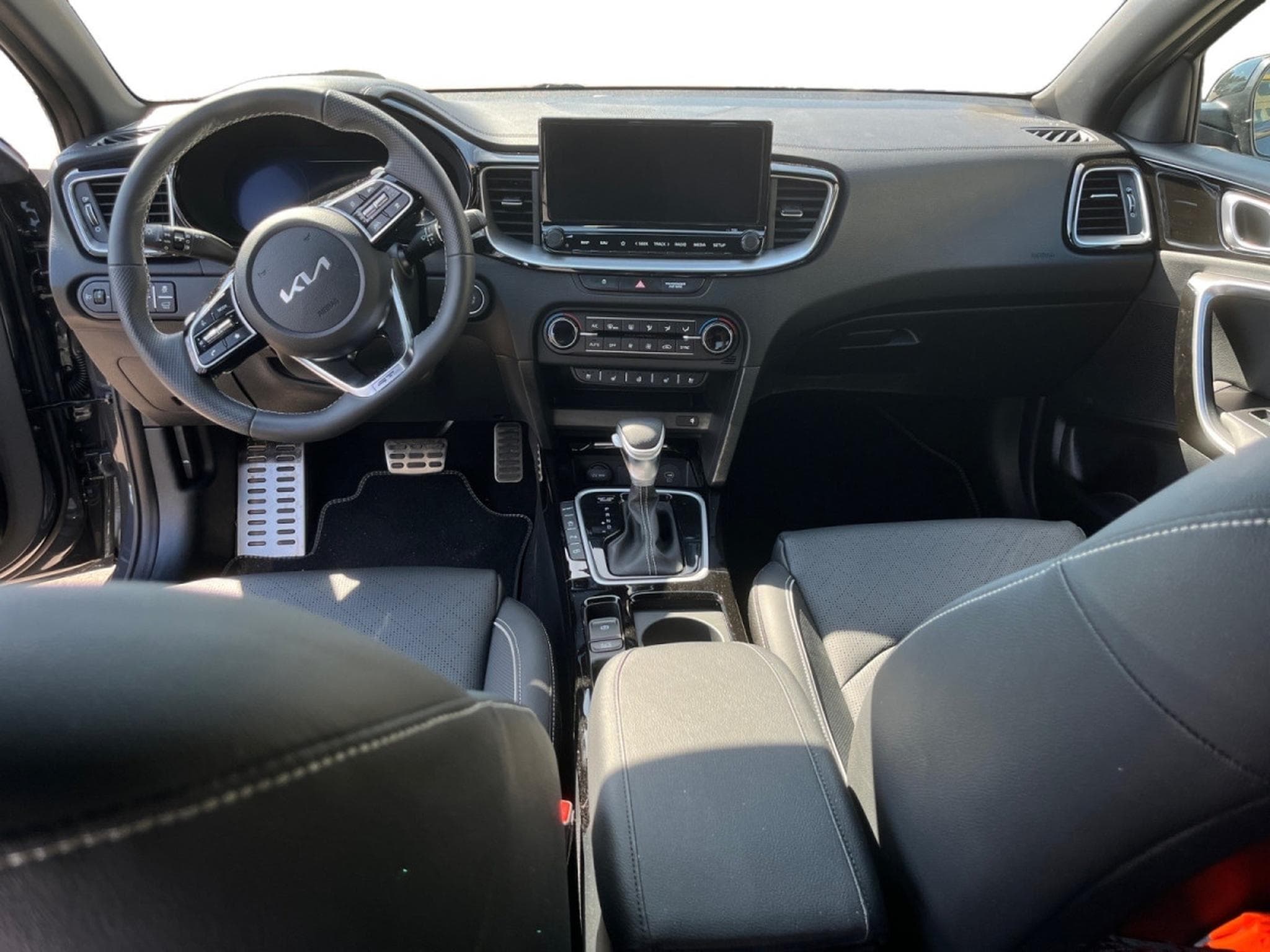 Kia XCeed 1.5 T-GDi GT Line DCT ISG (2024) - Foto 7