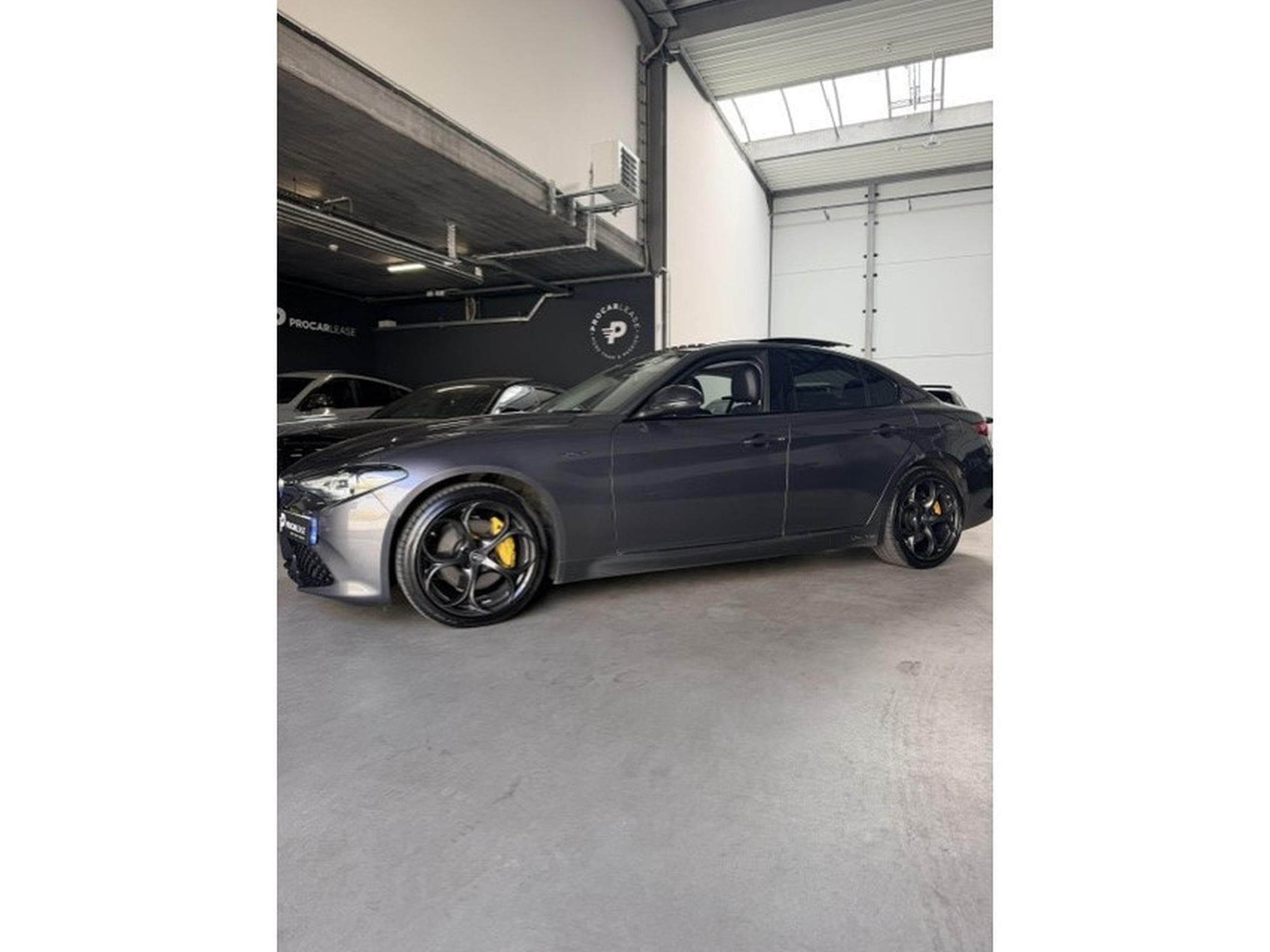 Alfa-Romeo Giulia Giulia Veloce Q4/19/PANO/CAMERA/CUIR/VOLL (2019) - Foto 2