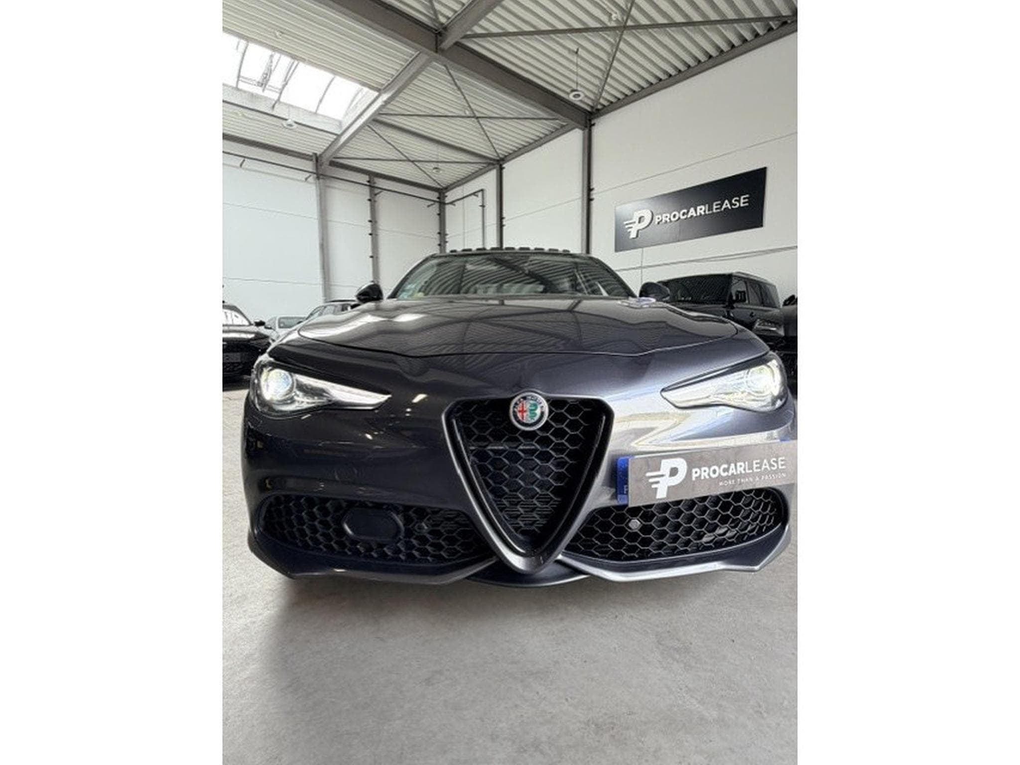 Alfa-Romeo Giulia Giulia Veloce Q4/19/PANO/CAMERA/CUIR/VOLL (2019) - Foto 3