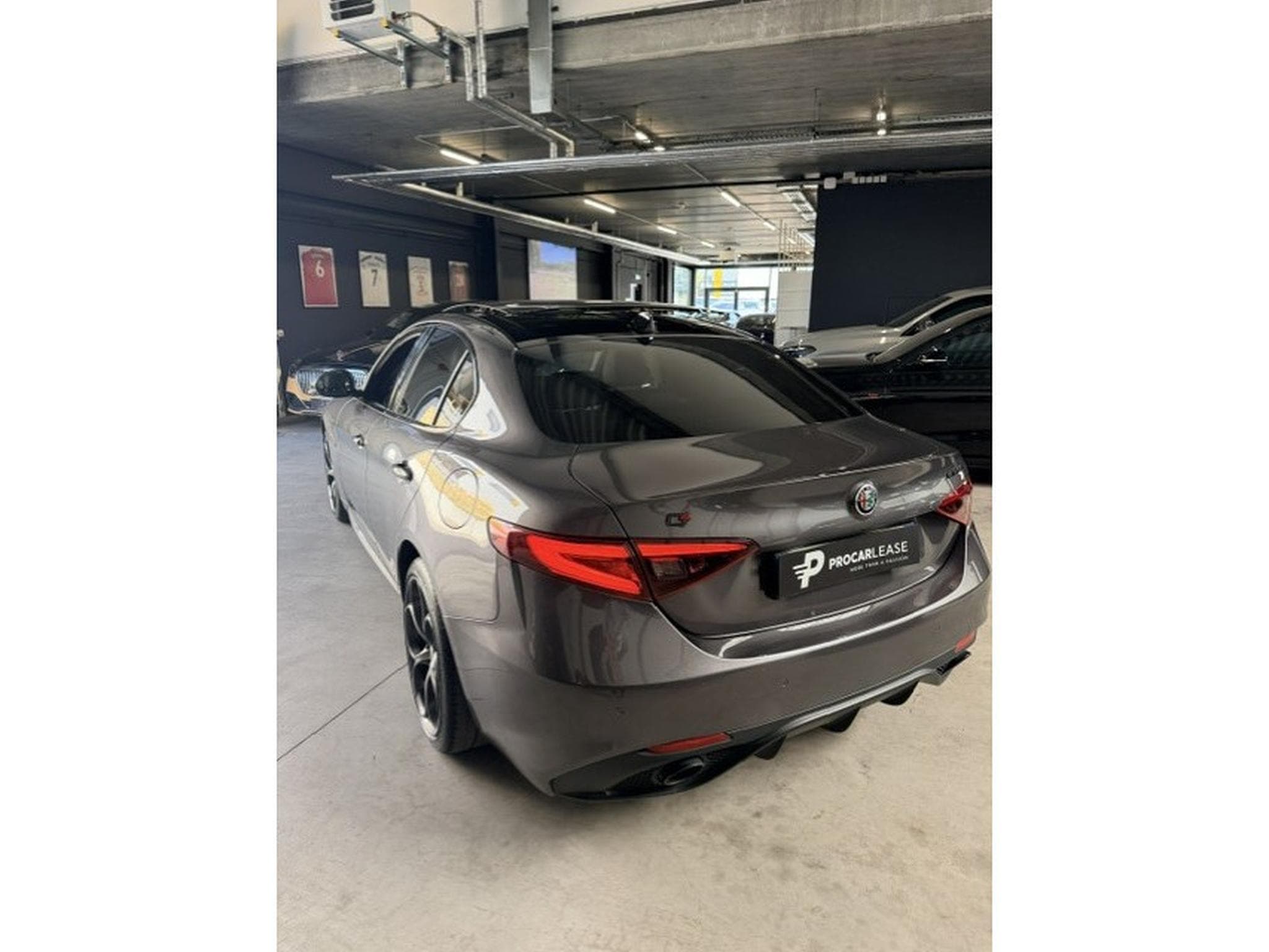 Alfa-Romeo Giulia Giulia Veloce Q4/19/PANO/CAMERA/CUIR/VOLL (2019) - Foto 5