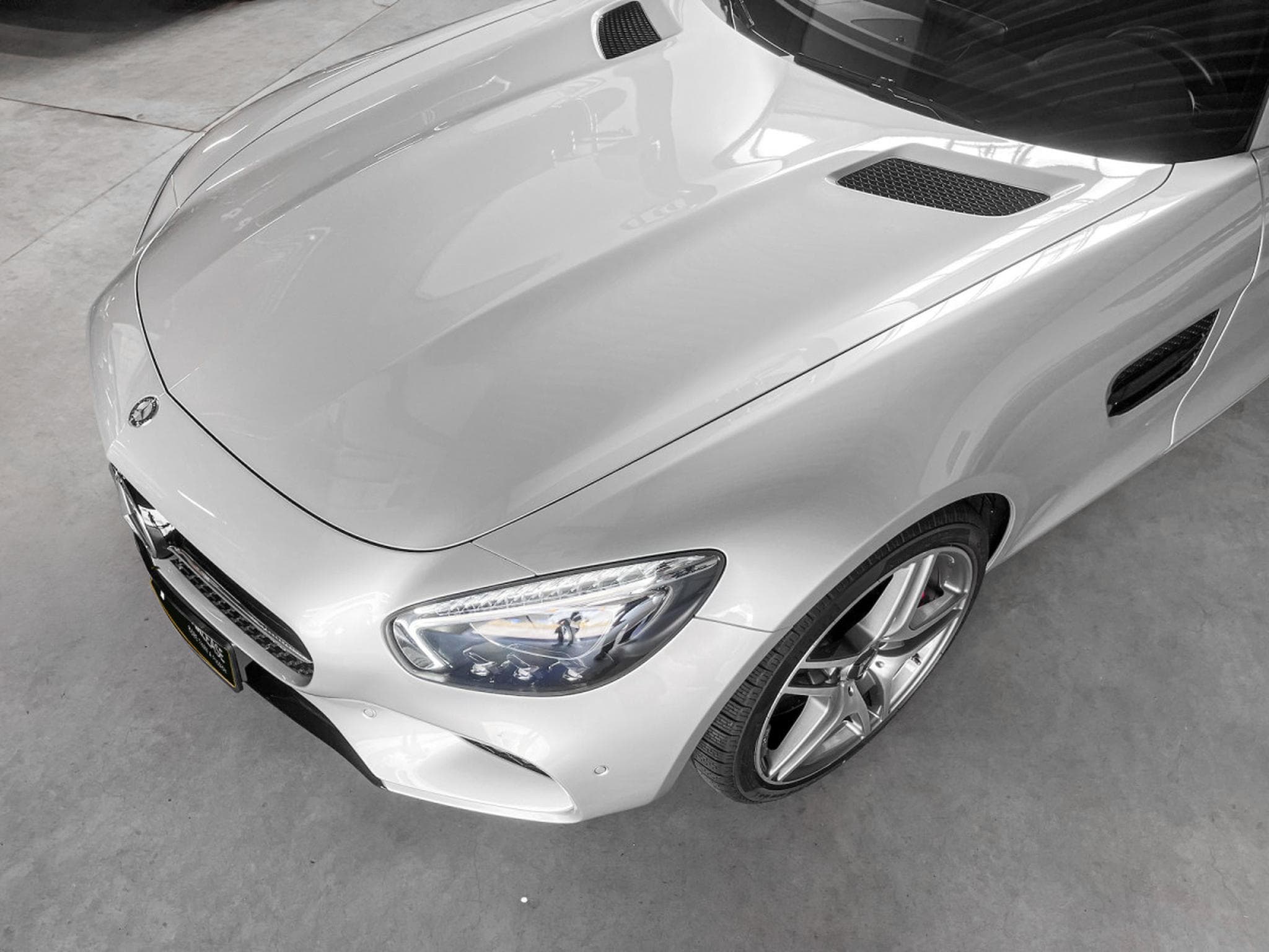Mercedes AMG GT S AMG RIDE CONTROL° AMG 19° BURMESTER° (2016) - Foto 17