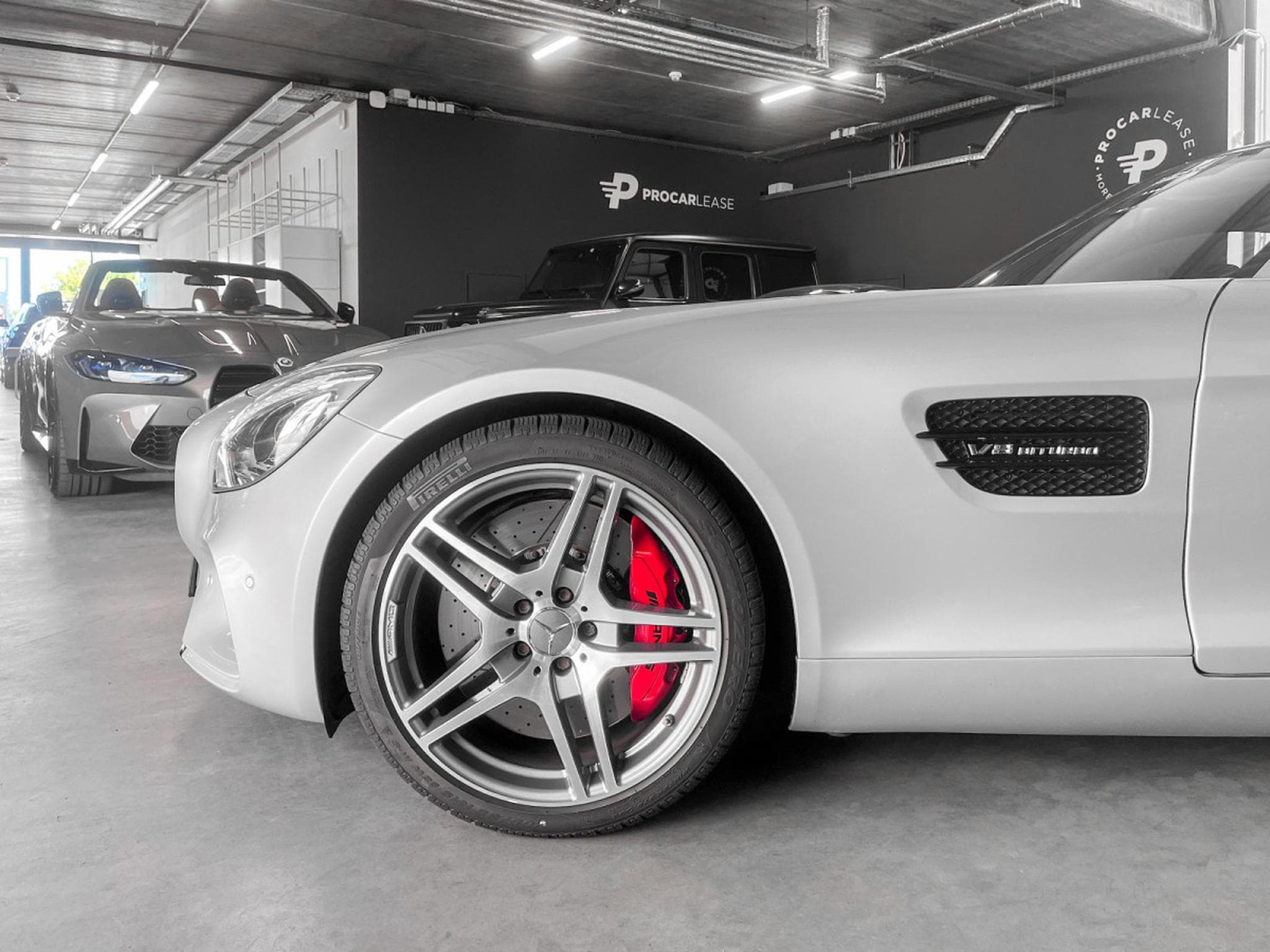Mercedes AMG GT S AMG RIDE CONTROL° AMG 19° BURMESTER° (2016) - Foto 24