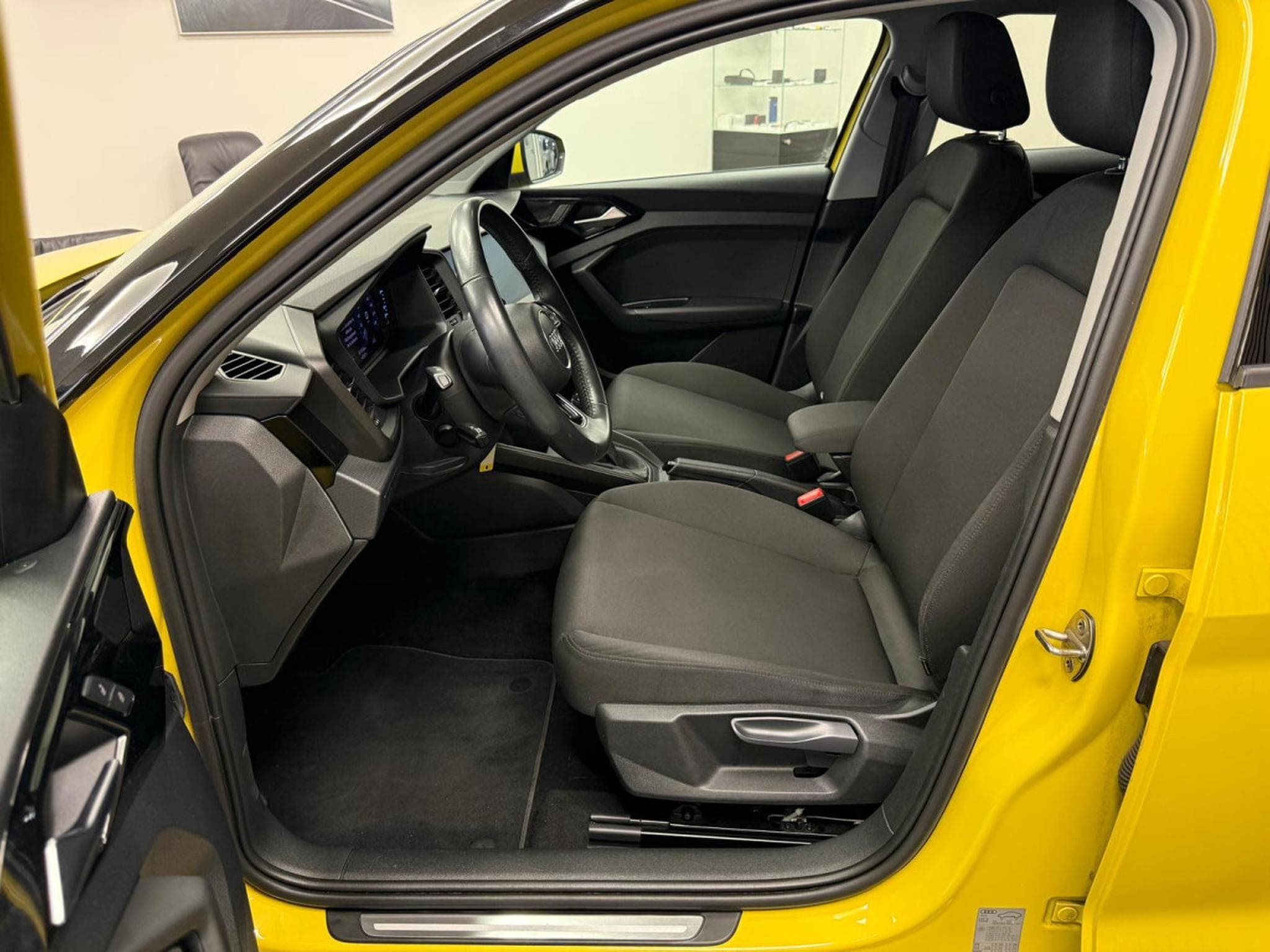 Audi A1 advanced 30 TFSI 115 CV / 85 kW S tronic (2019) - Photo 3