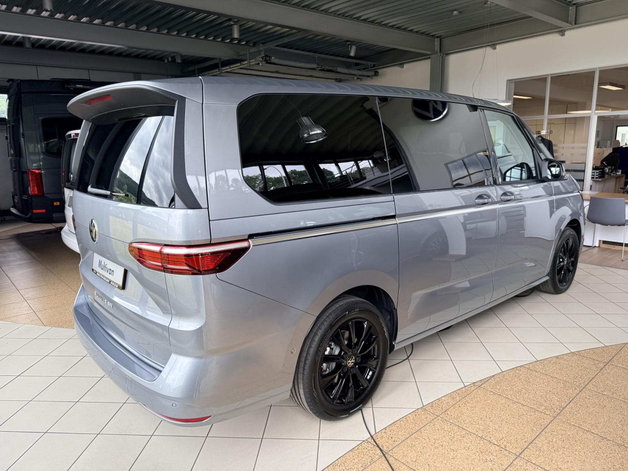 VW Multivan Style Version longue 2.0 TDI 150cv DSG 7 vitesses (2026) - Foto 2