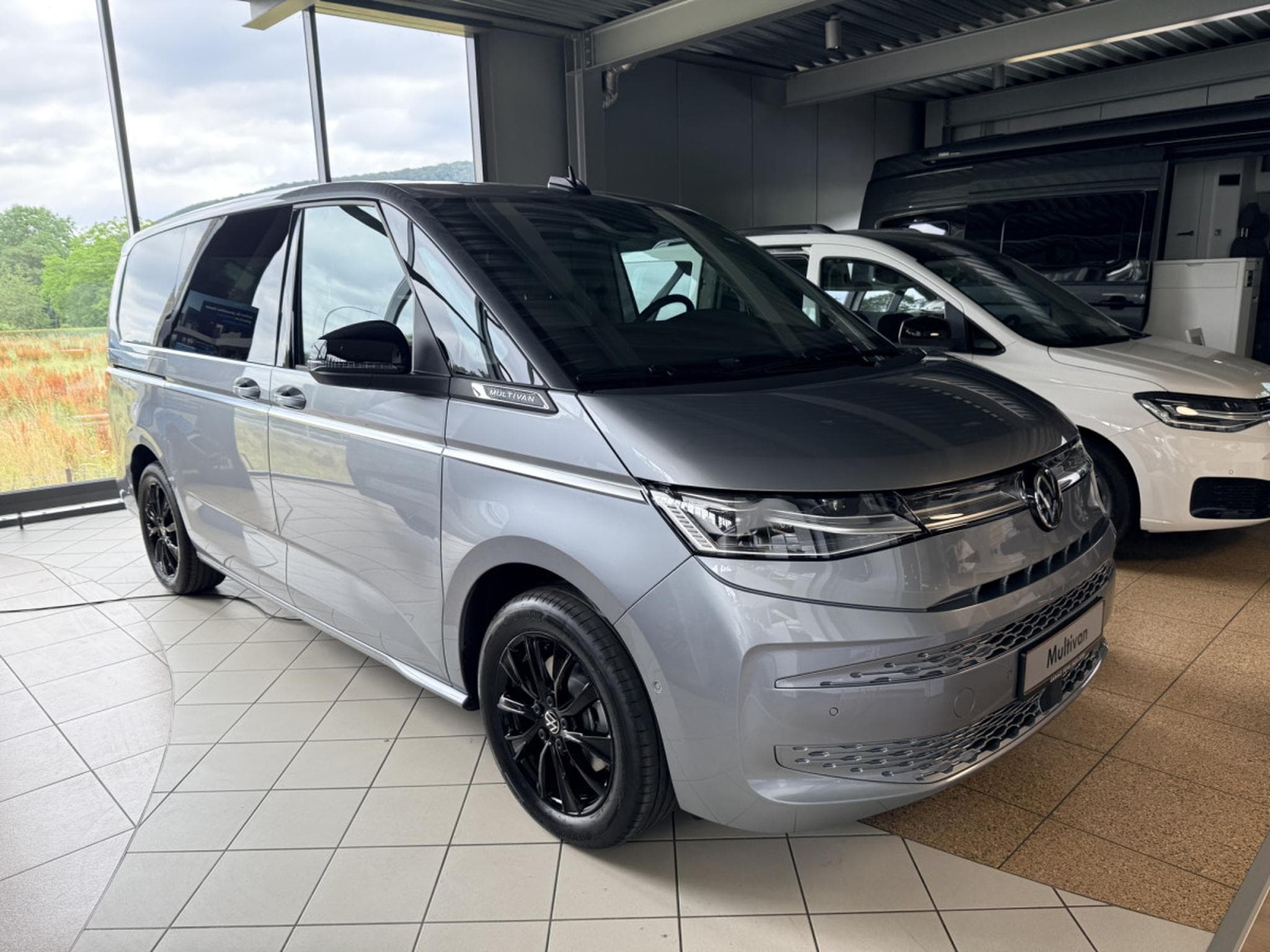 VW Multivan Style Version longue 2.0 TDI 150cv DSG 7 vitesses (2026) - Foto 4