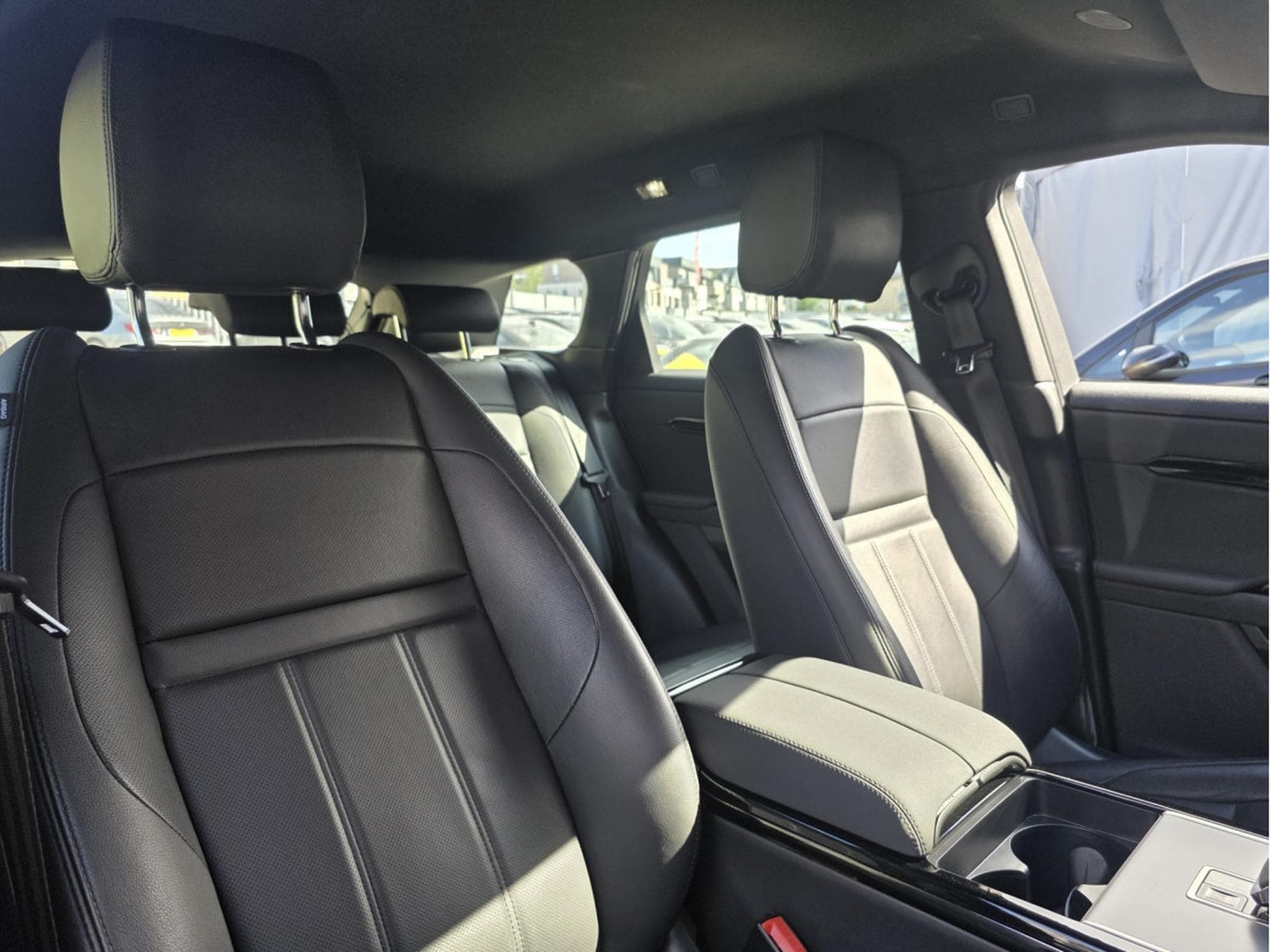 Land-Rover Range Rover Evoque 2.0D 165 AWD CUIR NAVI GARANTIE LAND ROVER 10/2028 (2023) - Foto 5