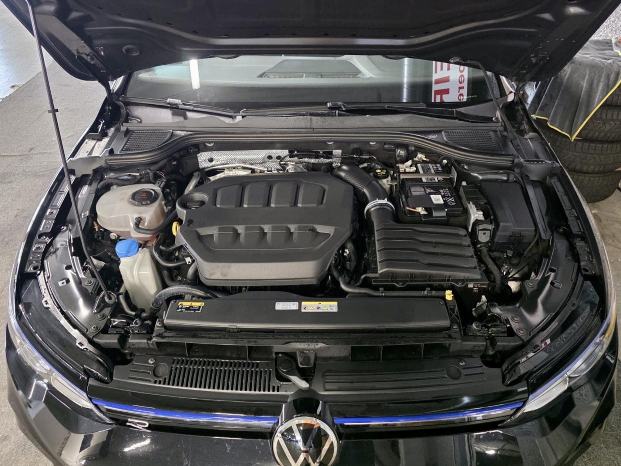 VW Golf R 2.0 TSI 320 4MOTION HARMAN KARDON IQ-LIGHT NAVI (2022) - Foto 14