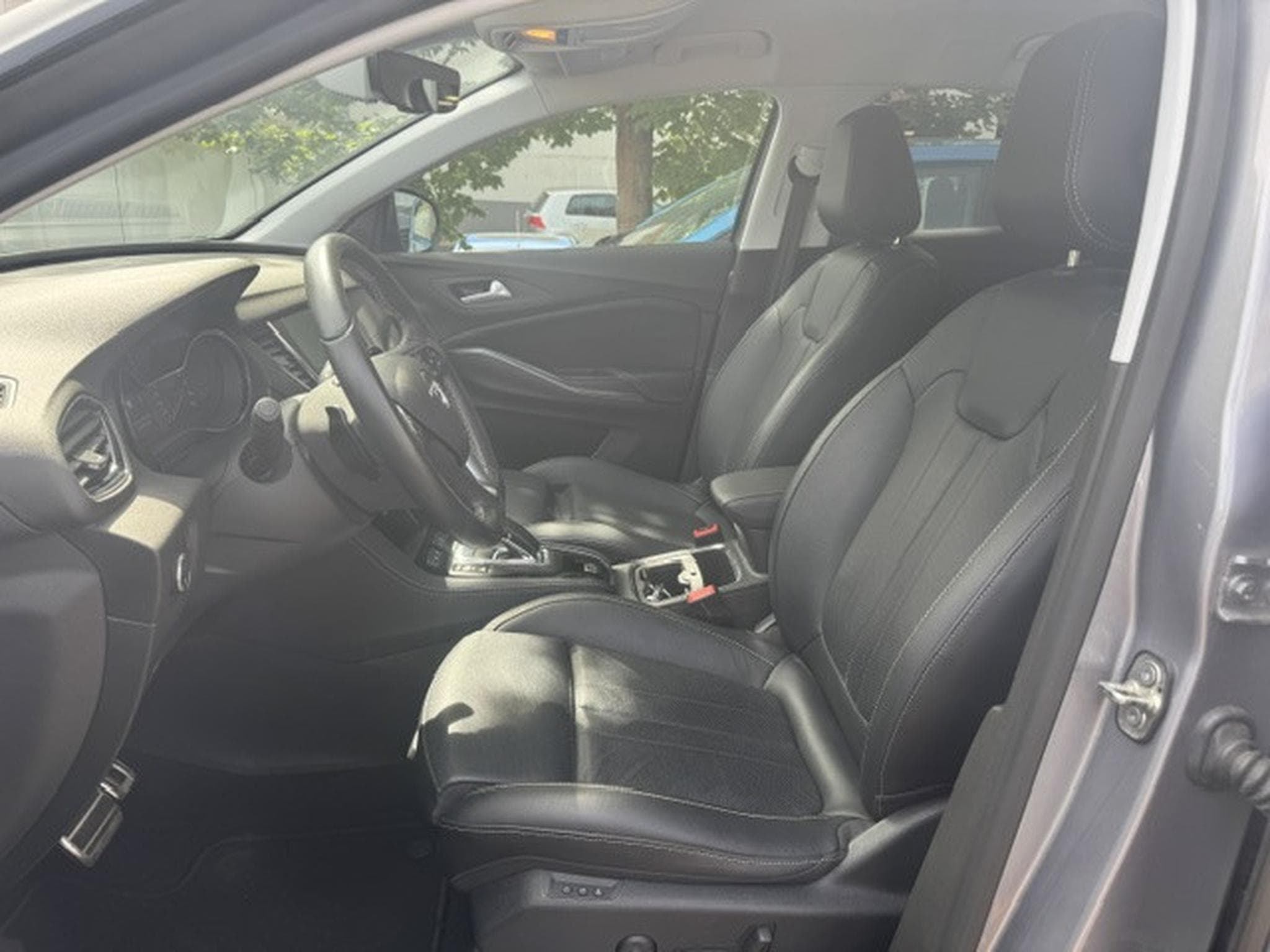 Opel Grandland OPEL GRANDLAND X HYBRID PLUG IN LEDER NAVI LED AUTOMATIK (2021) - Foto 10