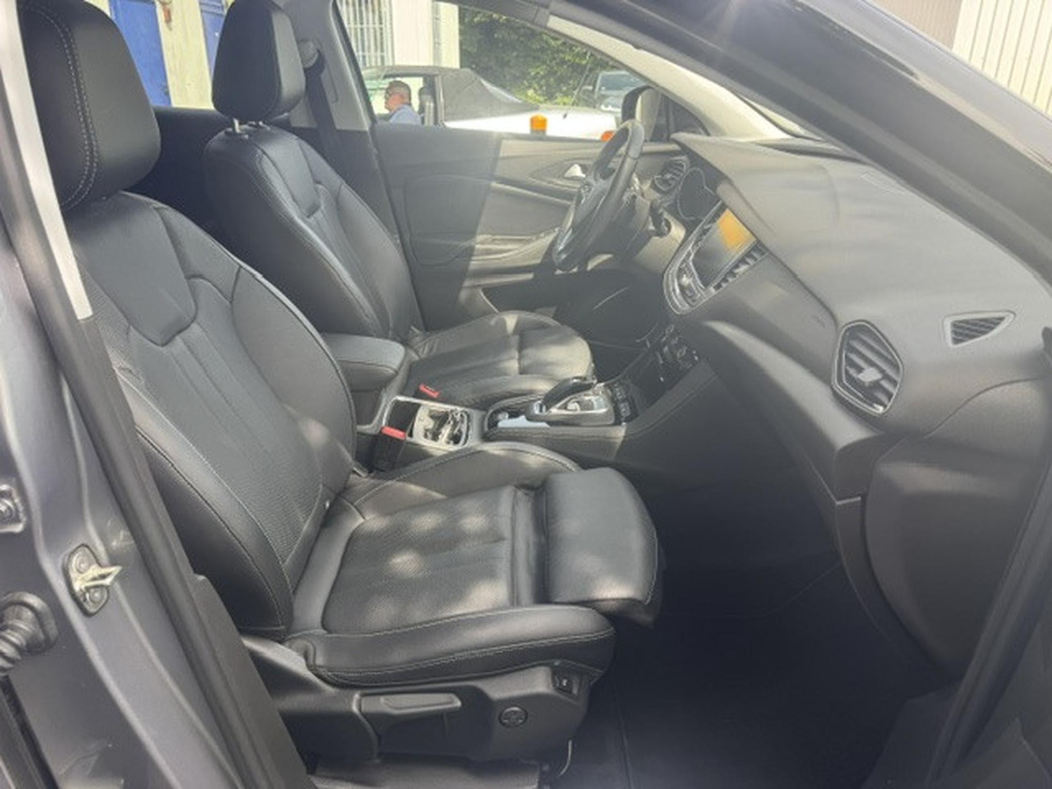 Opel Grandland OPEL GRANDLAND X HYBRID PLUG IN LEDER NAVI LED AUTOMATIK (2021) - Foto 3