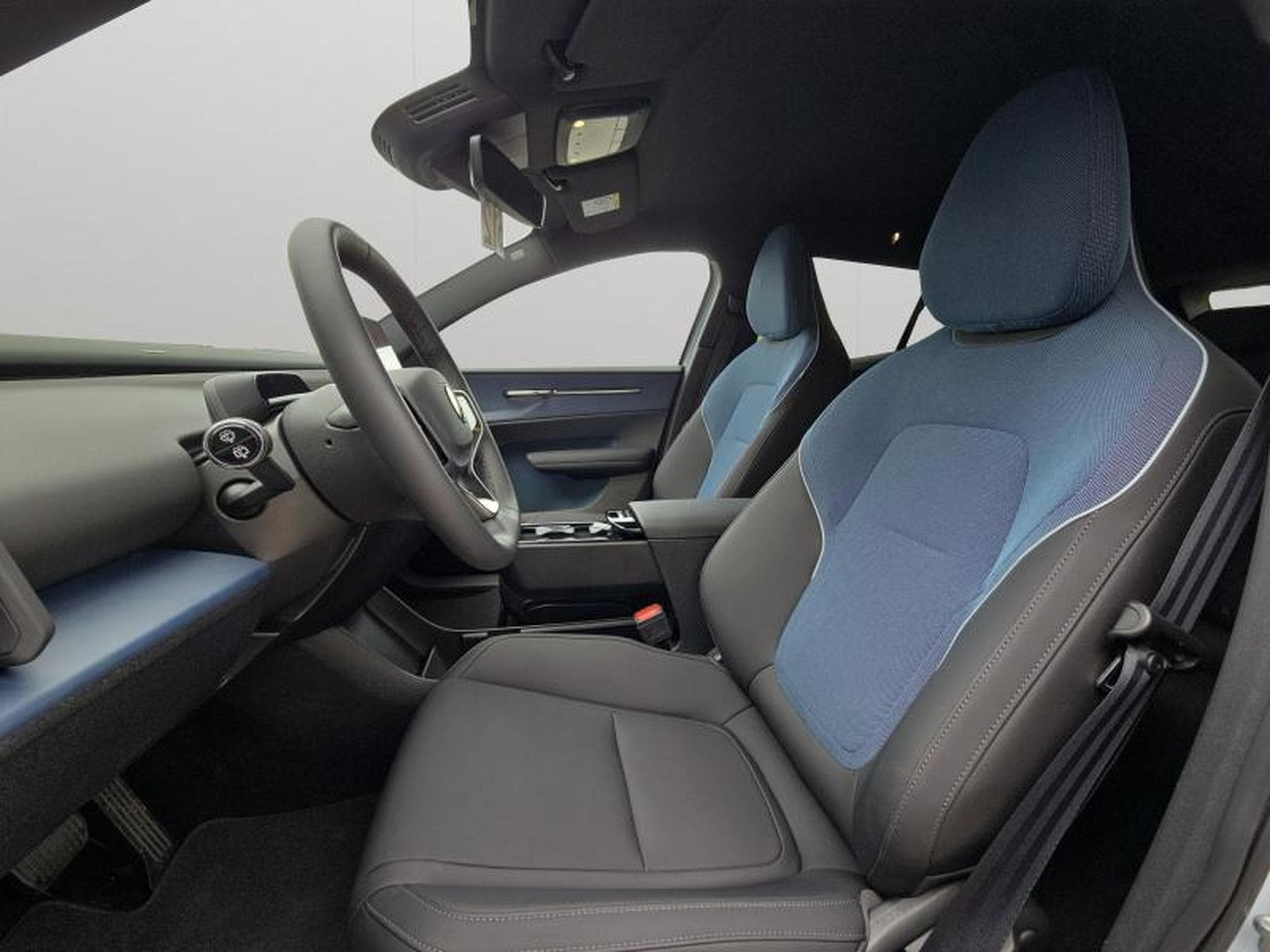 Volvo EX30 Plus Twin Motor / Electrique (2025) - Foto 9