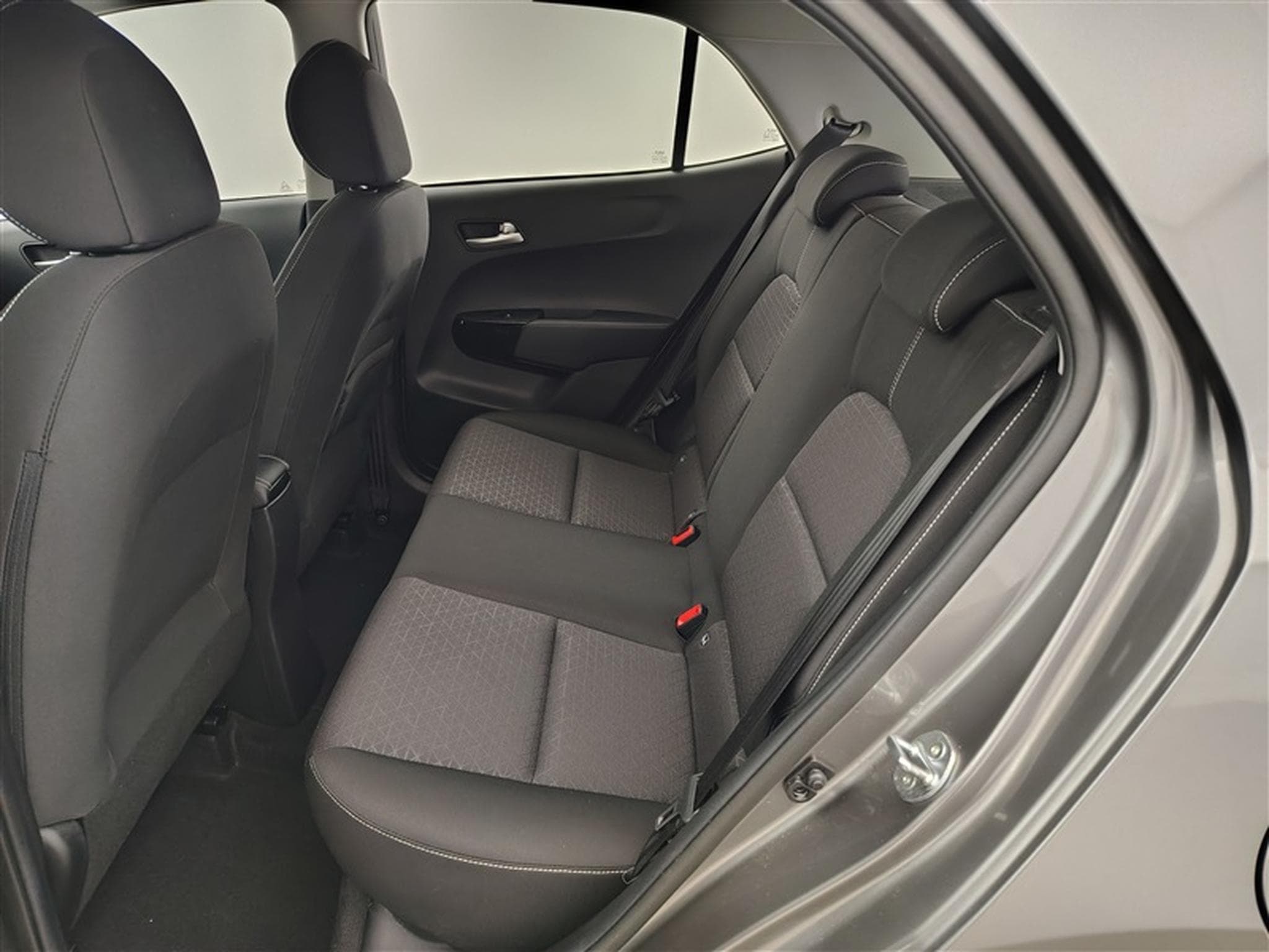 Kia Picanto 1.0i Pure ISG NAVI / CARPLAY / CAMERA (2024) - Foto 13