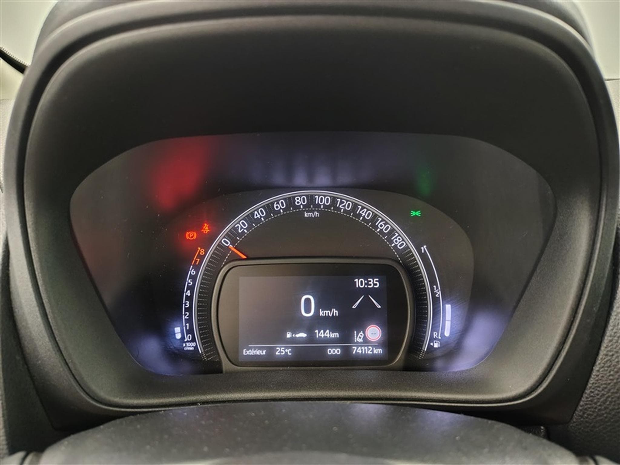 Toyota Aygo 1.0i VVT-i X pulse (2023) - Foto 10