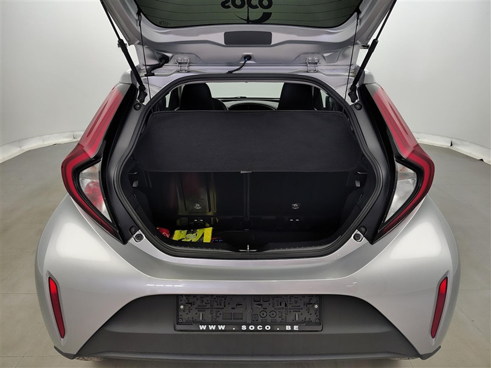 Toyota Aygo 1.0i VVT-i X pulse (2023) - Foto 14